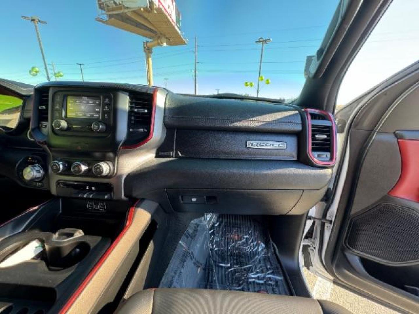 2019 White /Black RAM 1500 Rebel Quad Cab 4WD (1C6RRFEG5KN) with an 3.6L V6 DOHC 24V engine, 8-Speed Automatic transmission, located at 1865 East Red Hills Pkwy, St. George, 84770, (435) 628-0023, 37.120850, -113.543640 - Photo#44