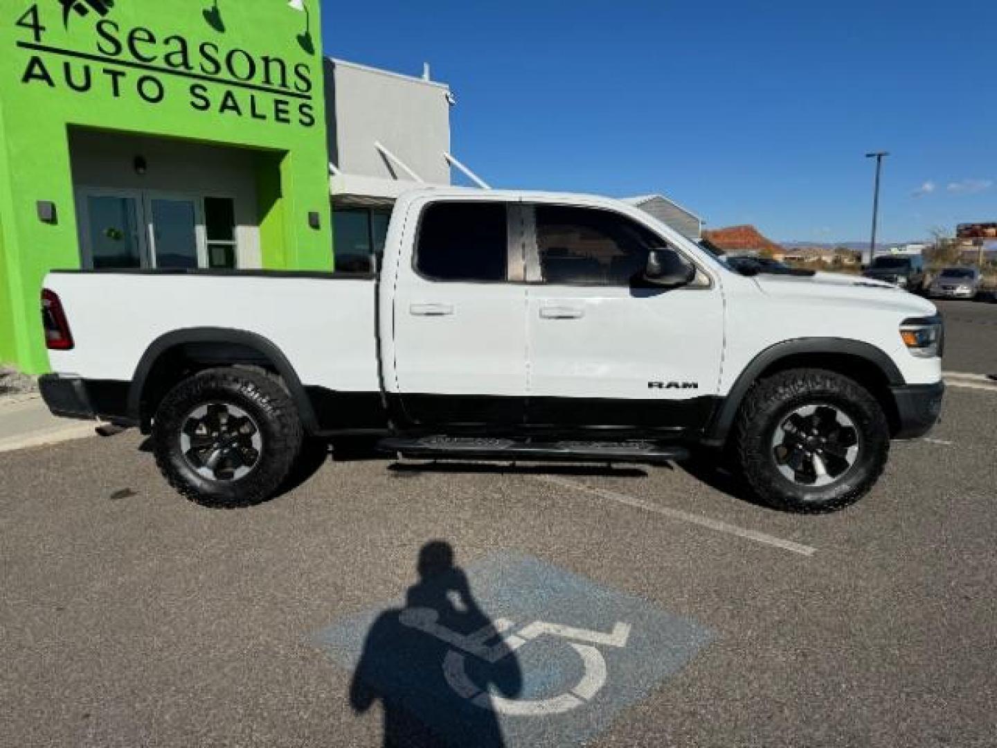 2019 White /Black RAM 1500 Rebel Quad Cab 4WD (1C6RRFEG5KN) with an 3.6L V6 DOHC 24V engine, 8-Speed Automatic transmission, located at 1865 East Red Hills Pkwy, St. George, 84770, (435) 628-0023, 37.120850, -113.543640 - Photo#9