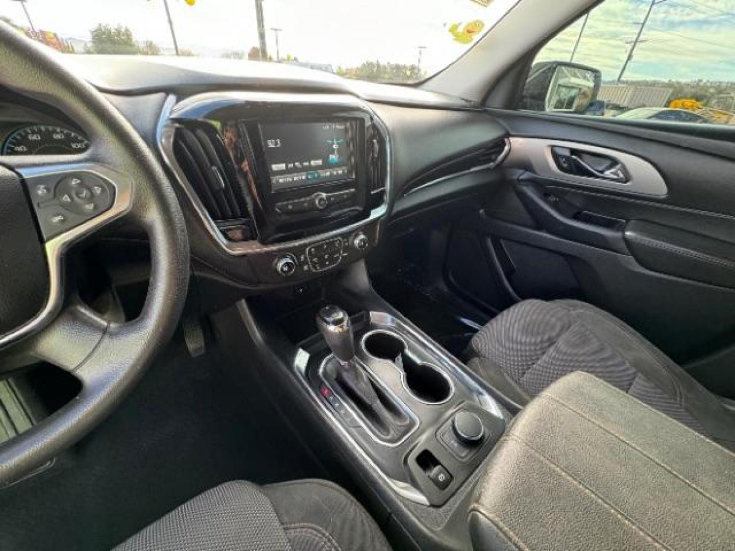 2018 Summit White /Jet Black, premium cloth Chevrolet Traverse LS FWD (1GNERFKW1JJ) with an 3.6L V6 DOHC 24V engine, 9-Speed Automatic transmission, located at 1865 East Red Hills Pkwy, St. George, 84770, (435) 628-0023, 37.120850, -113.543640 - Photo#18