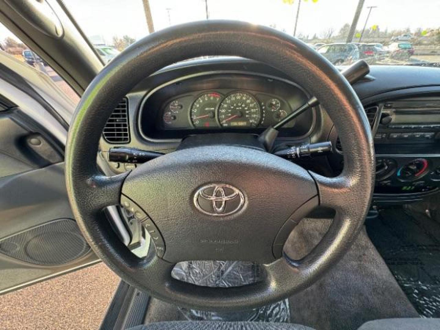 2006 Natural White /Light Charcoal Cloth Interior Toyota Tundra SR5 Double Cab (5TBET34176S) with an 4.7L V8 DOHC 32V engine, 5-Speed Automatic transmission, located at 1865 East Red Hills Pkwy, St. George, 84770, (435) 628-0023, 37.120850, -113.543640 - Photo#20