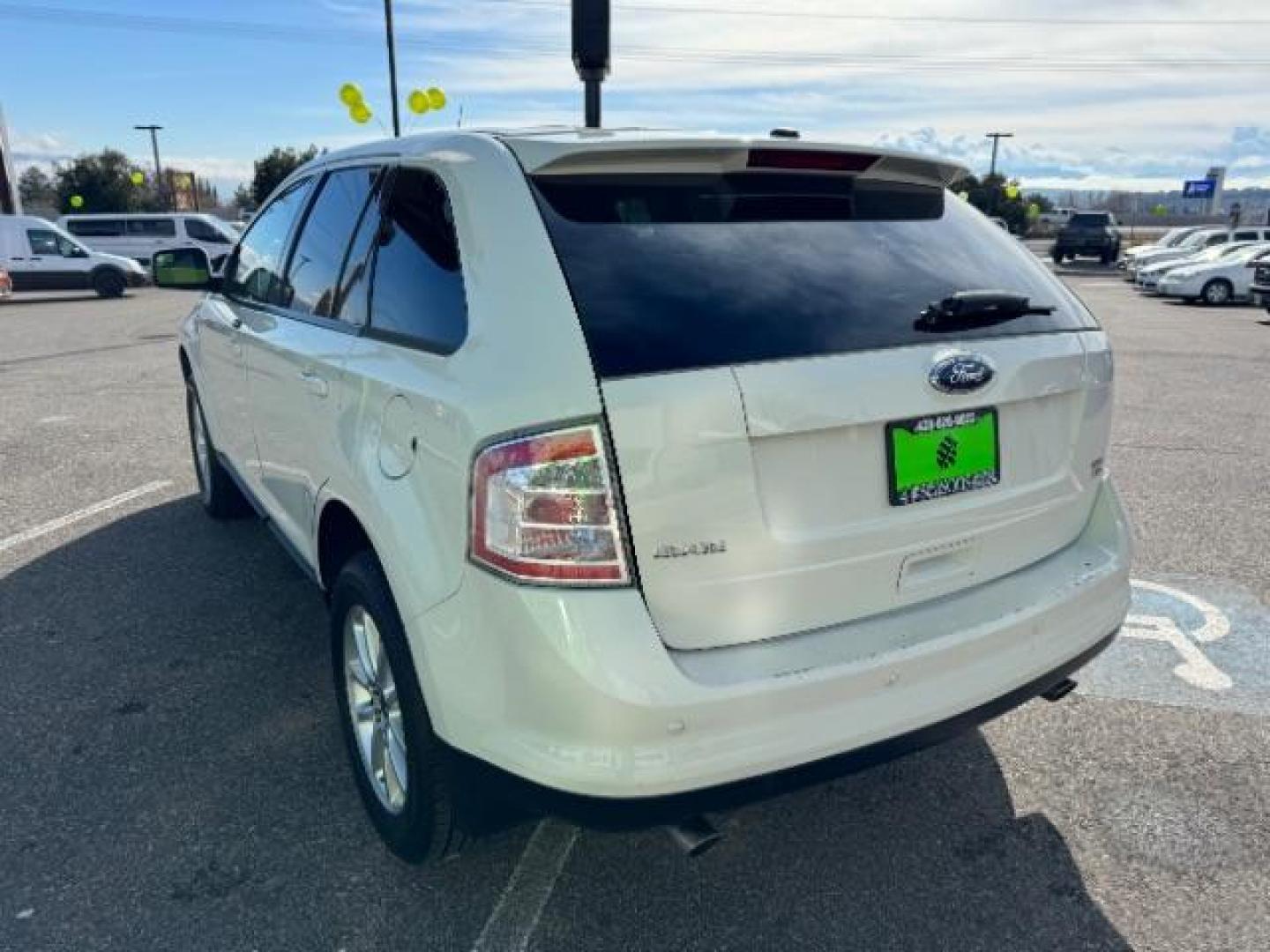 2010 White Platinum Tricoat Metallic /Charcoal Black Cloth Interior Ford Edge SEL AWD (2FMDK4JC9AB) with an 3.5L V6 DOHC 24V engine, 6-Speed Automatic transmission, located at 1865 East Red Hills Pkwy, St. George, 84770, (435) 628-0023, 37.120850, -113.543640 - Photo#7