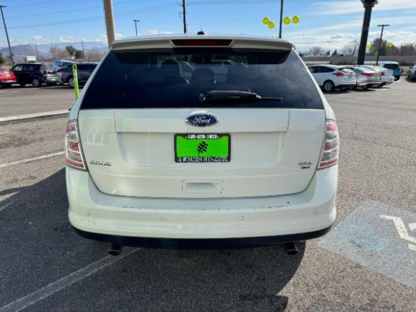 2010 White Platinum Tricoat Metallic /Charcoal Black Cloth Interior Ford Edge SEL AWD (2FMDK4JC9AB) with an 3.5L V6 DOHC 24V engine, 6-Speed Automatic transmission, located at 1865 East Red Hills Pkwy, St. George, 84770, (435) 628-0023, 37.120850, -113.543640 - Photo#8