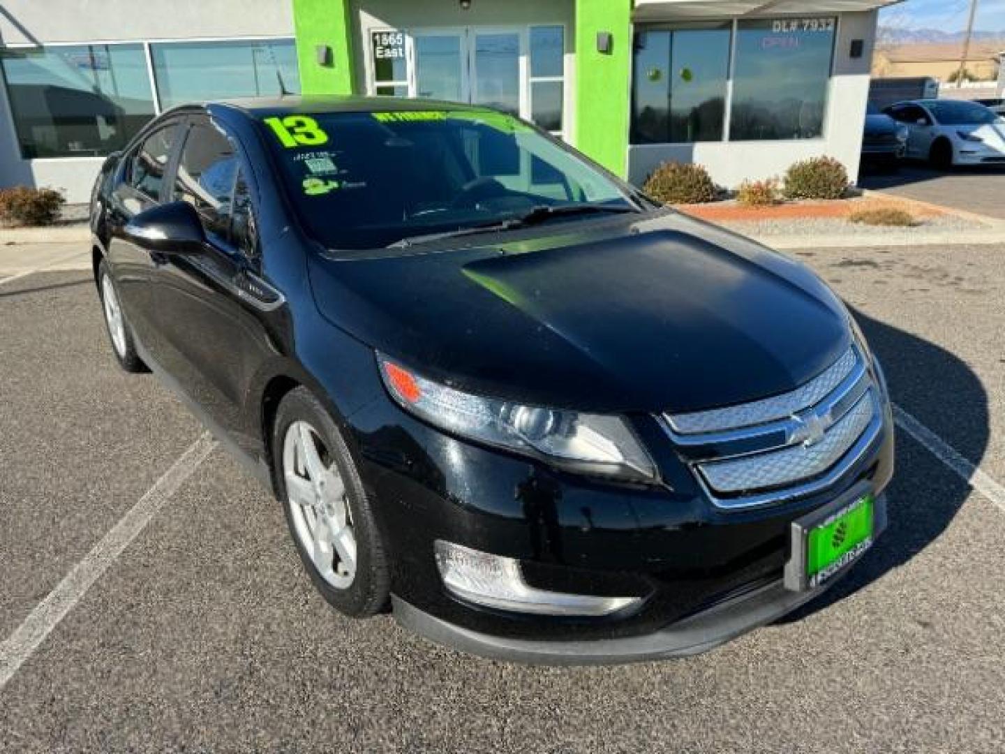 2013 Black /Black cloth Interior Chevrolet Volt Standard w/ LEP (1G1RE6E40DU) with an Hybrid /Electric engine, Continuously Variable Transmission transmission, located at 940 North Main Street, Cedar City, UT, 84720, (435) 628-0023, 37.692936, -113.061897 - Photo#2