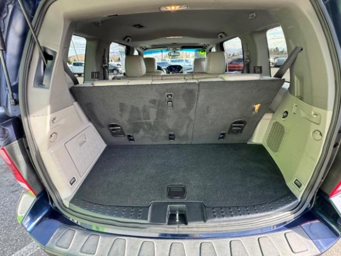 2013 Obsidian Blue Pearl /Gray Leather Interior Honda Pilot EX-L 2WD 5-Spd AT (5FNYF3H56DB) with an 3.5L V6 SOHC 24V engine, 5-Speed Automatic transmission, located at 1865 East Red Hills Pkwy, St. George, 84770, (435) 628-0023, 37.120850, -113.543640 - Photo#33