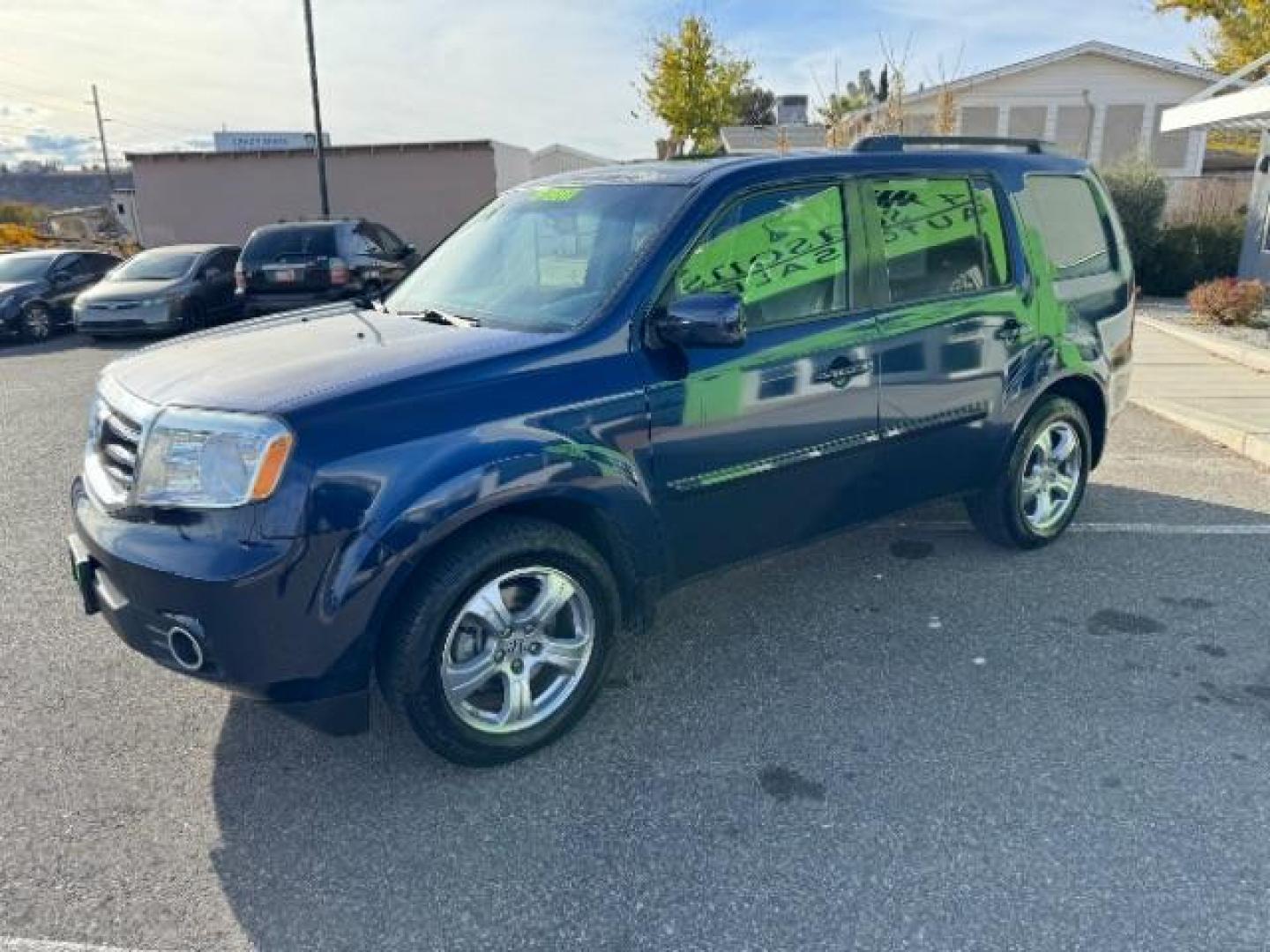 2013 Obsidian Blue Pearl /Gray Leather Interior Honda Pilot EX-L 2WD 5-Spd AT (5FNYF3H56DB) with an 3.5L V6 SOHC 24V engine, 5-Speed Automatic transmission, located at 1865 East Red Hills Pkwy, St. George, 84770, (435) 628-0023, 37.120850, -113.543640 - Photo#3