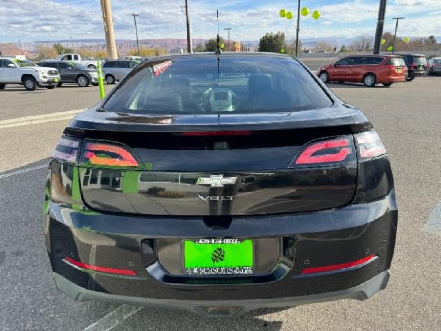 2014 Black /Black Leather Interior Chevrolet Volt Premium (1G1RB6E44EU) with an ELECTRIC engine, Continuously Variable Transmission transmission, located at 940 North Main Street, Cedar City, UT, 84720, (435) 628-0023, 37.692936, -113.061897 - Photo#7