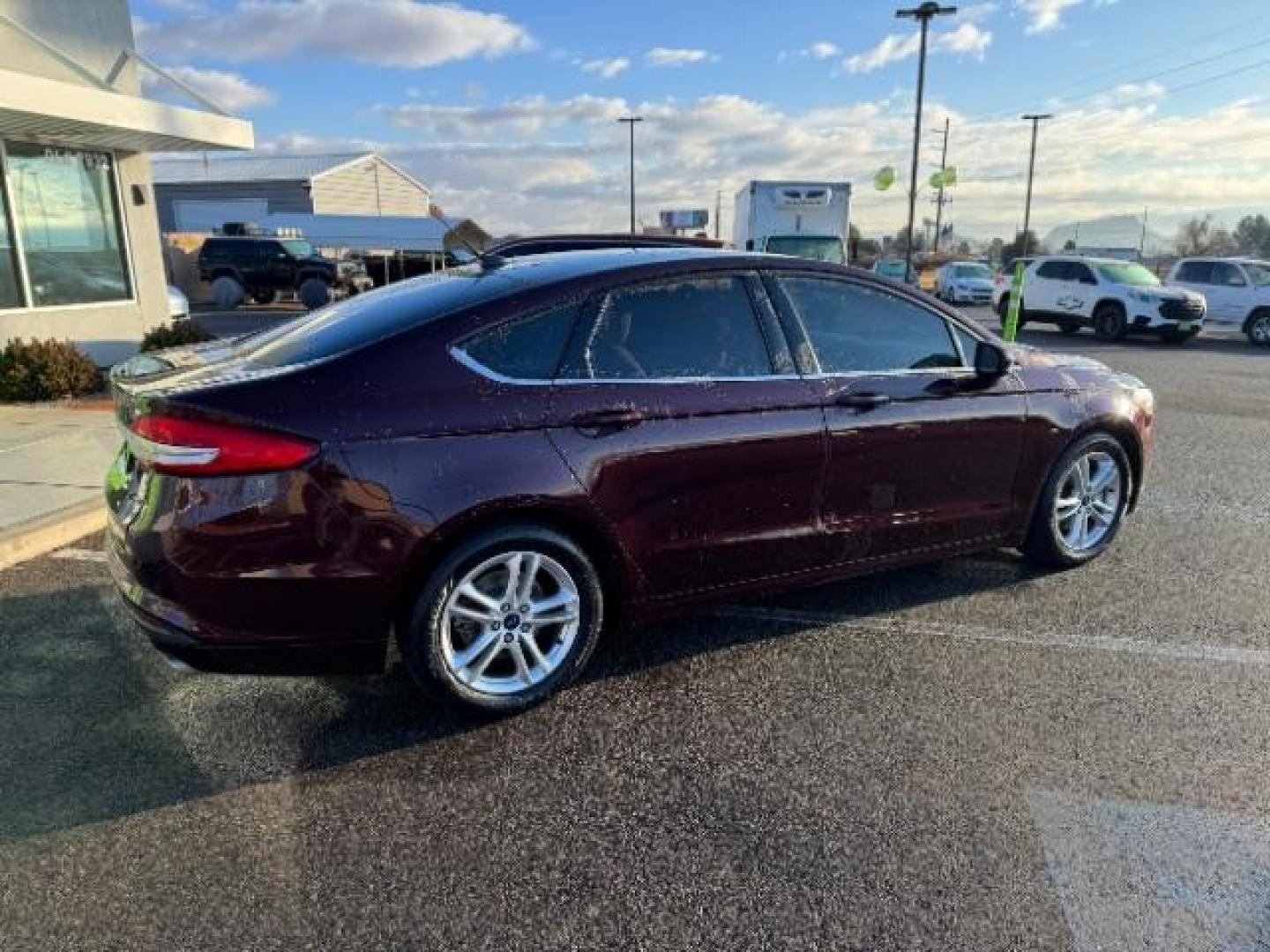 2018 Burgundy Velvet Metallic Tinted Clearcoat /Medium Light Stone, cloth Ford Fusion SE (3FA6P0H75JR) with an 2.5L L4 DOHC 16V engine, 6-Speed Automatic transmission, located at 1865 East Red Hills Pkwy, St. George, 84770, (435) 628-0023, 37.120850, -113.543640 - Photo#10