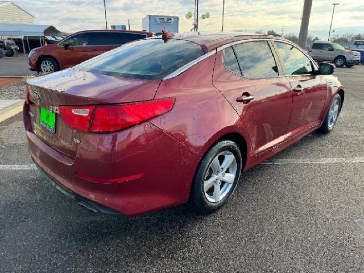 2015 Dark Cherry /Black Kia Optima LX (5XXGM4A78FG) with an 2.4L L4 DOHC 16V engine, 6-Speed Automatic transmission, located at 1865 East Red Hills Pkwy, St. George, 84770, (435) 628-0023, 37.120850, -113.543640 - Photo#9