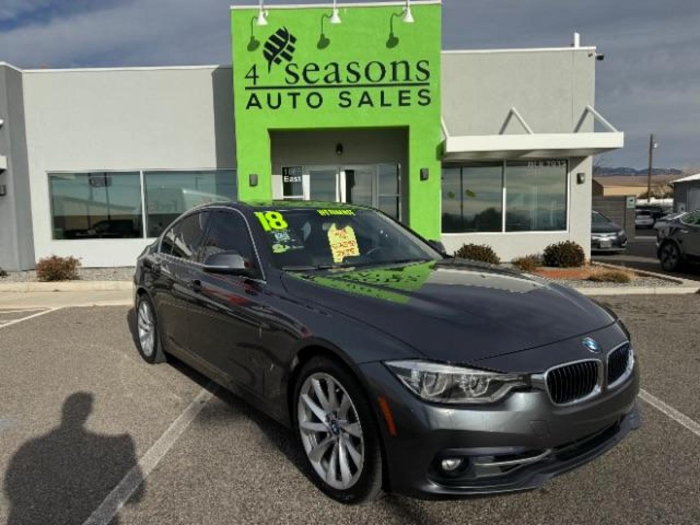 2018 Mineral Grey Metallic /black leather BMW 3-Series 330e iPerformance Sedan (WBA8E1C57JA) with an 2.0L L4 DOHC 16V HYBRID engine, 8-Speed Automatic transmission, located at 1865 East Red Hills Pkwy, St. George, 84770, (435) 628-0023, 37.120850, -113.543640 - ****This BMW qualifies for $4k cash rebate***** We specialize in helping ALL people get the best financing available. No matter your credit score, good, bad or none we can get you an amazing rate. Had a bankruptcy, divorce, or repossessions? We give you the green light to get your credit back on th - Photo#0