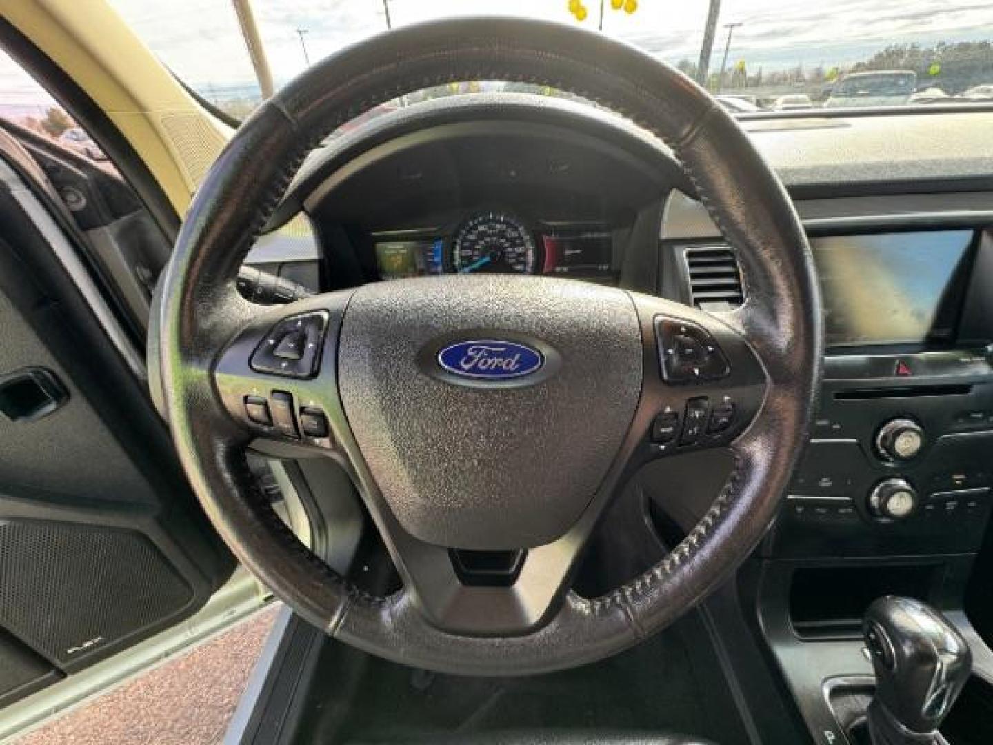 2015 Ingot Silver Metallic /Charcoal Black, leather Ford Flex SEL FWD (2FMGK5C88FB) with an 3.5L V6 DOHC 24V engine, 6-Speed Automatic Overdrive transmission, located at 1865 East Red Hills Pkwy, St. George, 84770, (435) 628-0023, 37.120850, -113.543640 - Photo#21