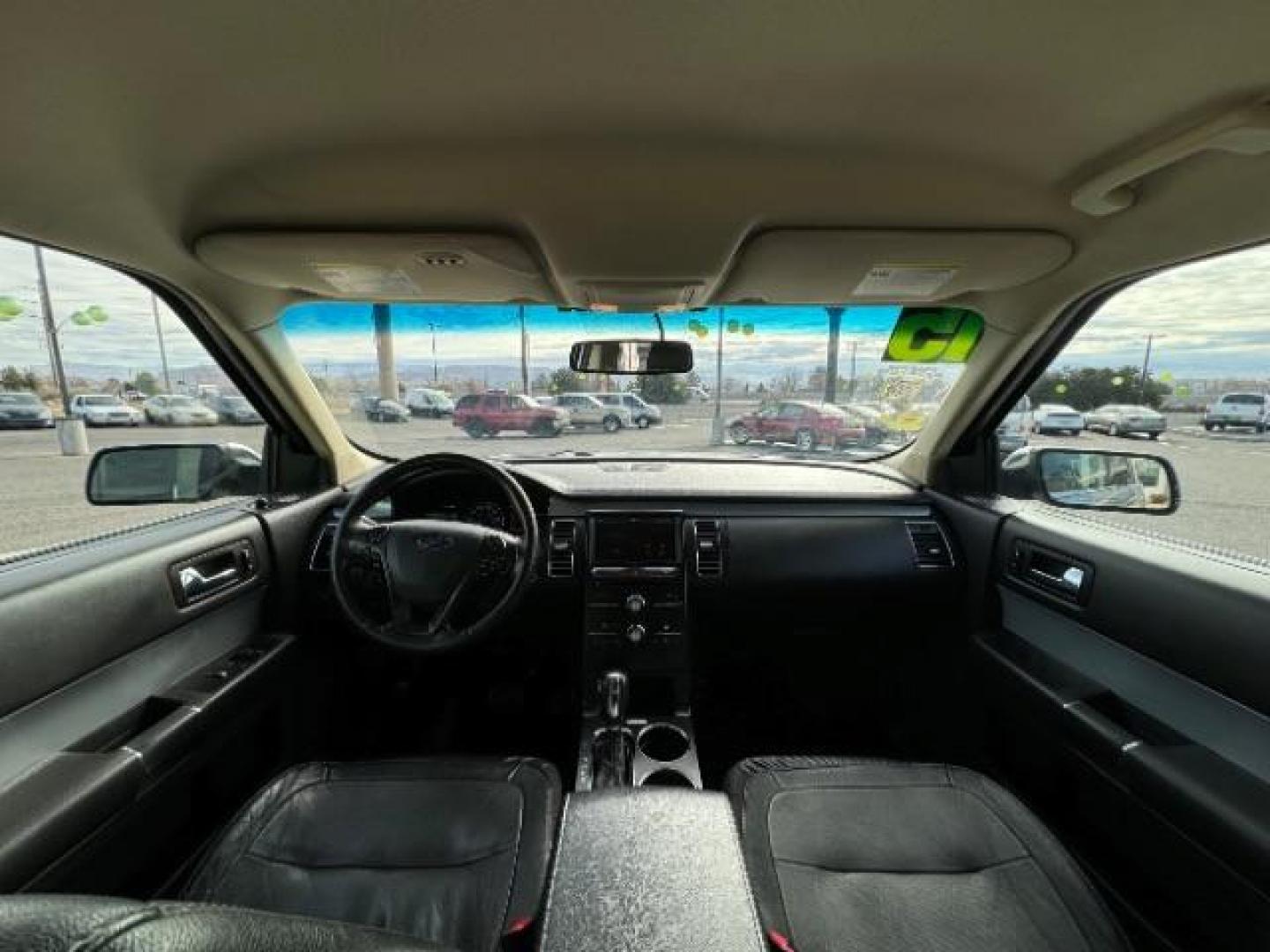 2015 Ingot Silver Metallic /Charcoal Black, leather Ford Flex SEL FWD (2FMGK5C88FB) with an 3.5L V6 DOHC 24V engine, 6-Speed Automatic Overdrive transmission, located at 1865 East Red Hills Pkwy, St. George, 84770, (435) 628-0023, 37.120850, -113.543640 - Photo#28