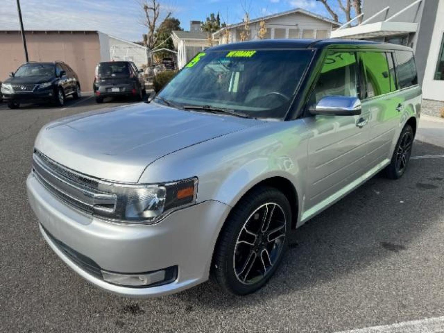 2015 Ingot Silver Metallic /Charcoal Black, leather Ford Flex SEL FWD (2FMGK5C88FB) with an 3.5L V6 DOHC 24V engine, 6-Speed Automatic Overdrive transmission, located at 1865 East Red Hills Pkwy, St. George, 84770, (435) 628-0023, 37.120850, -113.543640 - Photo#3