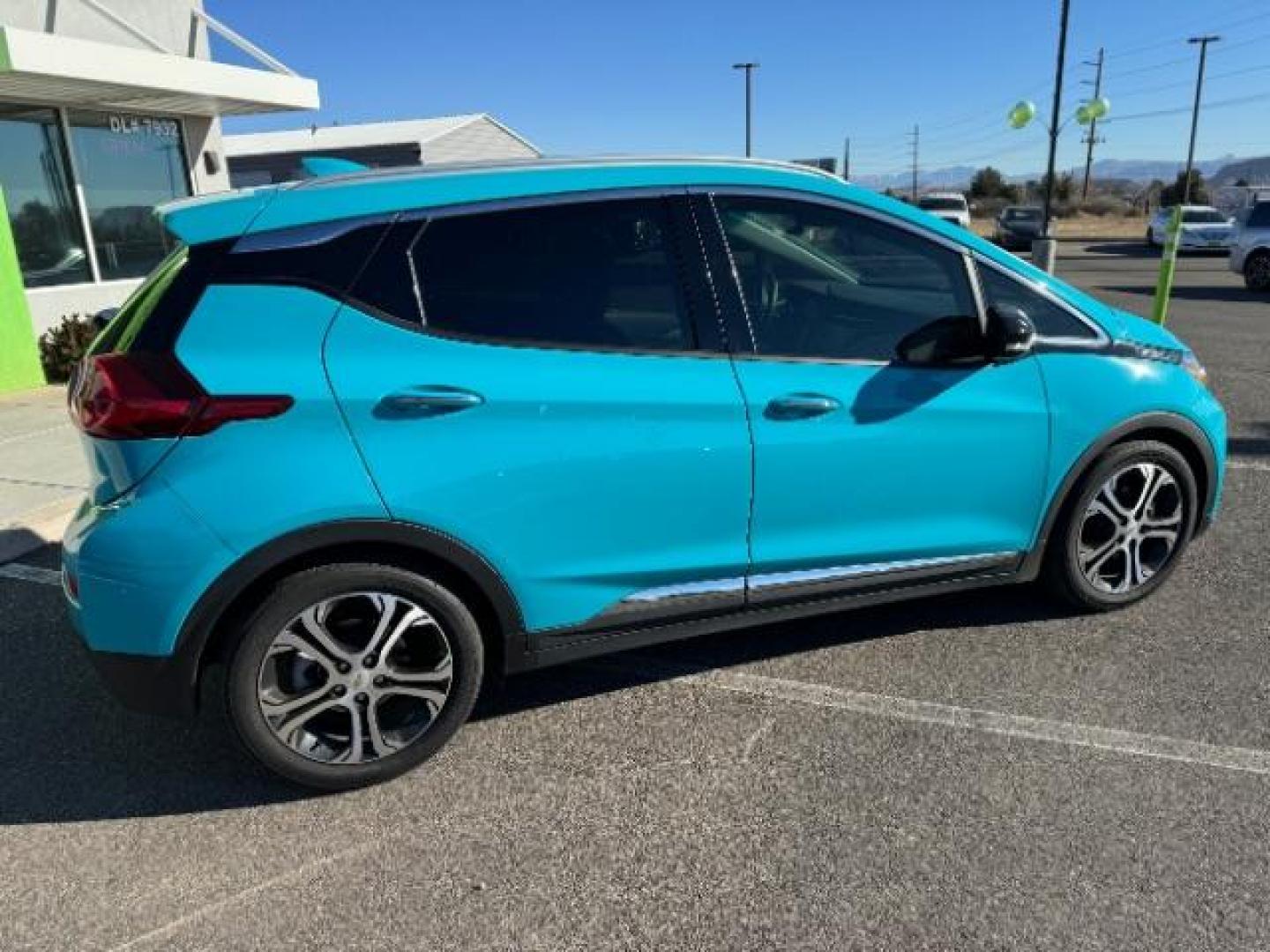 2020 Oasis Blue /Dark Galvanized Gray, leather Chevrolet Bolt EV Premier (1G1FZ6S04L4) with an ELECTRIC engine, 1-Speed Automatic transmission, located at 1865 East Red Hills Pkwy, St. George, 84770, (435) 628-0023, 37.120850, -113.543640 - Photo#11