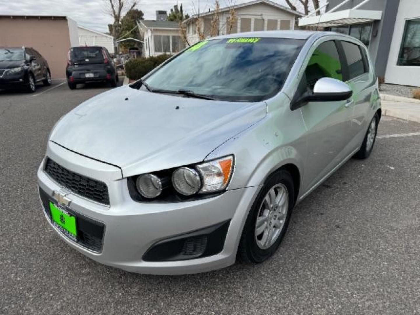 2014 Silver Ice Metallic /Dark Pewter/Dark Titanium Chevrolet Sonic LT Auto 5-Door (1G1JC6SH0E4) with an 1.8L L4 DOHC 24V engine, 6-Speed Automatic transmission, located at 1865 East Red Hills Pkwy, St. George, 84770, (435) 628-0023, 37.120850, -113.543640 - Photo#3