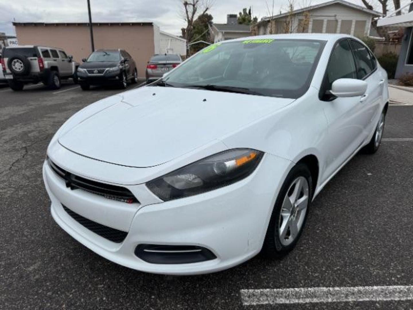 2016 White /Black, premium cloth Dodge Dart SXT (1C3CDFBB1GD) with an 2.4L L4 DOHC 16V engine, 6-Speed Automatic transmission, located at 940 North Main Street, Cedar City, UT, 84720, (435) 628-0023, 37.692936, -113.061897 - Photo#3