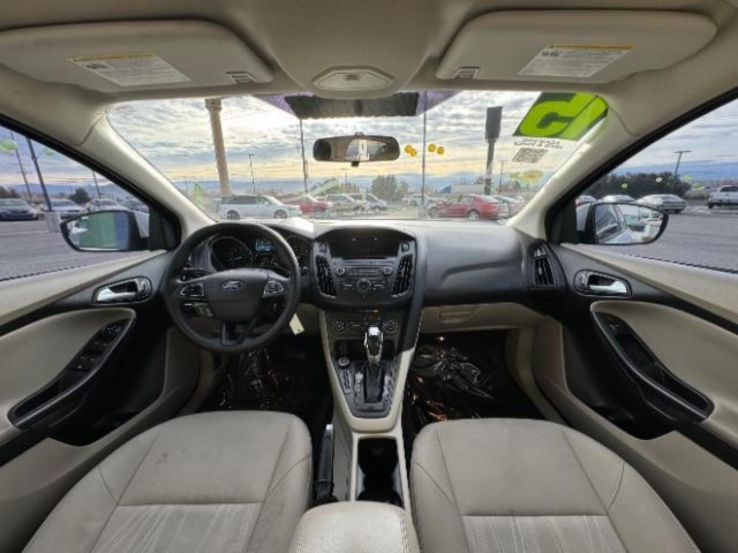 2015 Oxford White /Charcoal Black, leather Ford Focus SE Hatch (1FADP3K25FL) with an 2.0L L4 DOHC 16V engine, 5-Speed Manual transmission, located at 940 North Main Street, Cedar City, UT, 84720, (435) 628-0023, 37.692936, -113.061897 - We specialize in helping ALL people get the best financing available. No matter your credit score, good, bad or none we can get you an amazing rate. Had a bankruptcy, divorce, or repossessions? We give you the green light to get your credit back on the road. Low down and affordable payments that fit - Photo#26