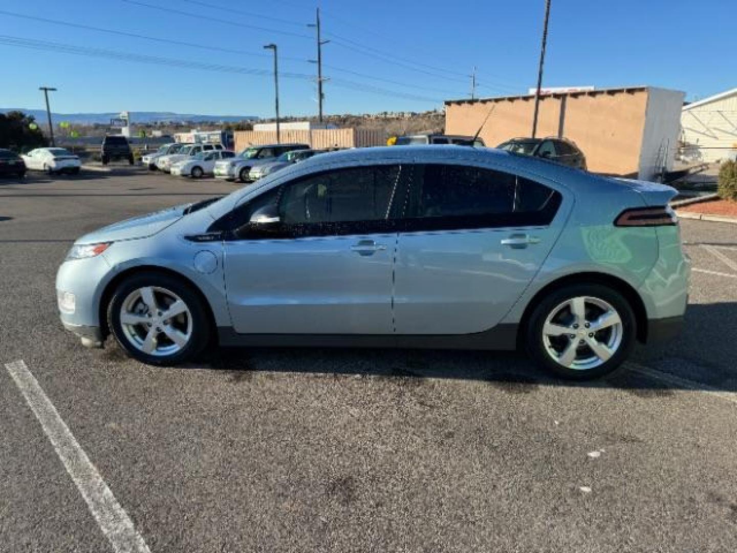 2014 Blue Chevrolet Volt Standard w/ LEP (1G1RE6E46EU) with an ELECTRIC engine, Continuously Variable Transmission transmission, located at 1865 East Red Hills Pkwy, St. George, 84770, (435) 628-0023, 37.120850, -113.543640 - ***This Vehicle May Qualify for up to $4k Cashback*** https://www.irs.gov/credits-deductions/used-clean-vehicle-credit We specialize in helping ALL people get the best financing available. No matter your credit score, good, bad or none we can get you an amazing rate. Had a bankruptcy, divorce, or - Photo#7