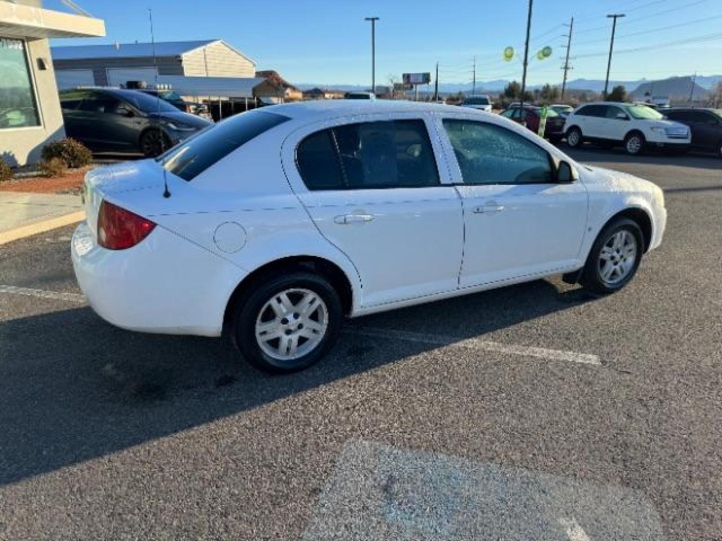 2006 Summit White /Neutral Cloth Interior Chevrolet Cobalt LS Sedan (1G1AK55F667) with an 2.2L L4 DOHC 16V engine, 4-Speed Automatic transmission, located at 940 North Main Street, Cedar City, UT, 84720, (435) 628-0023, 37.692936, -113.061897 - We specialize in helping ALL people get the best financing available. No matter your credit score, good, bad or none we can get you an amazing rate. Had a bankruptcy, divorce, or repossessions? We give you the green light to get your credit back on the road. Low down and affordable payments that fit - Photo#10