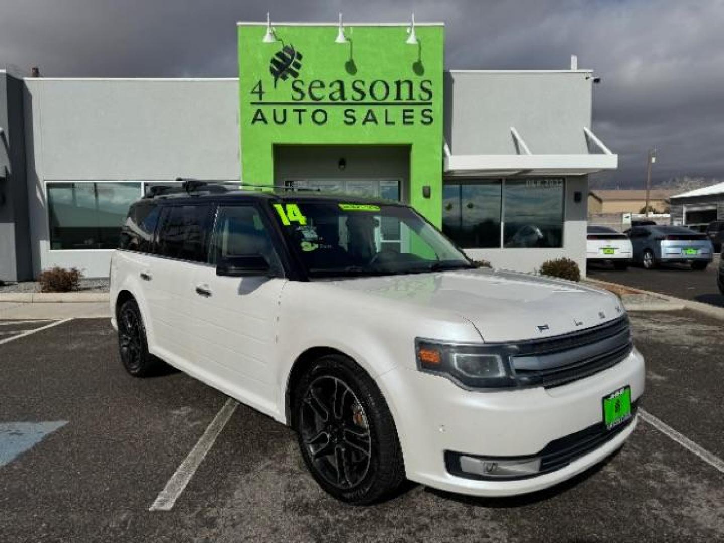 2014 White Platinum Met TC /Charcoal Black Ford Flex Limited AWD w/EcoBoost (2FMHK6DTXEB) with an 3.5L V6 DOHC 24V engine, 6-Speed Automatic Overdrive transmission, located at 1865 East Red Hills Pkwy, St. George, 84770, (435) 628-0023, 37.120850, -113.543640 - We specialize in helping ALL people get the best financing available. No matter your credit score, good, bad or none we can get you an amazing rate. Had a bankruptcy, divorce, or repossessions? We give you the green light to get your credit back on the road. Low down and affordable payments that fit - Photo#0