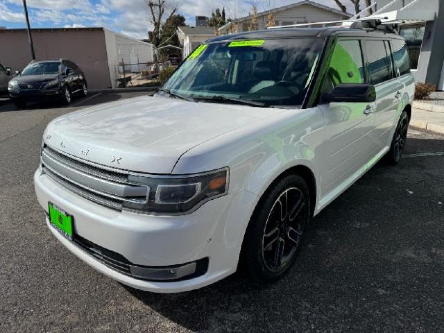 2014 White Platinum Met TC /Charcoal Black Ford Flex Limited AWD w/EcoBoost (2FMHK6DTXEB) with an 3.5L V6 DOHC 24V engine, 6-Speed Automatic Overdrive transmission, located at 1865 East Red Hills Pkwy, St. George, 84770, (435) 628-0023, 37.120850, -113.543640 - We specialize in helping ALL people get the best financing available. No matter your credit score, good, bad or none we can get you an amazing rate. Had a bankruptcy, divorce, or repossessions? We give you the green light to get your credit back on the road. Low down and affordable payments that fit - Photo#3