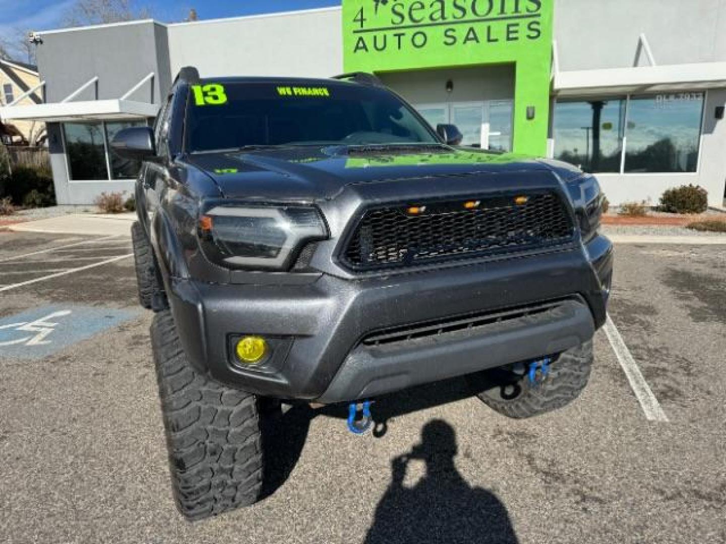 2013 Magnetic Gray Metallic /Graphite Cloth Interior Toyota Tacoma PreRunner Double Cab V6 Auto 2WD (3TMJU4GN0DM) with an 4.0L V6 DOHC 24V engine, 5-Speed Automatic transmission, located at 1865 East Red Hills Pkwy, St. George, 84770, (435) 628-0023, 37.120850, -113.543640 - Photo#1