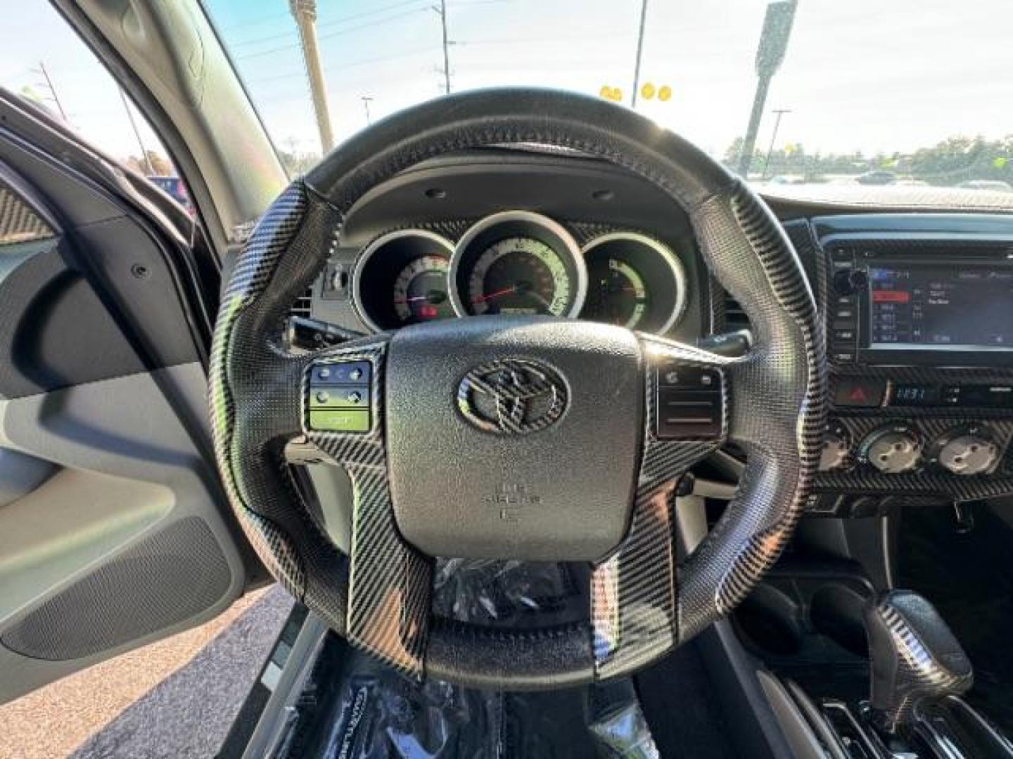 2013 Magnetic Gray Metallic /Graphite Cloth Interior Toyota Tacoma PreRunner Double Cab V6 Auto 2WD (3TMJU4GN0DM) with an 4.0L V6 DOHC 24V engine, 5-Speed Automatic transmission, located at 1865 East Red Hills Pkwy, St. George, 84770, (435) 628-0023, 37.120850, -113.543640 - Photo#20