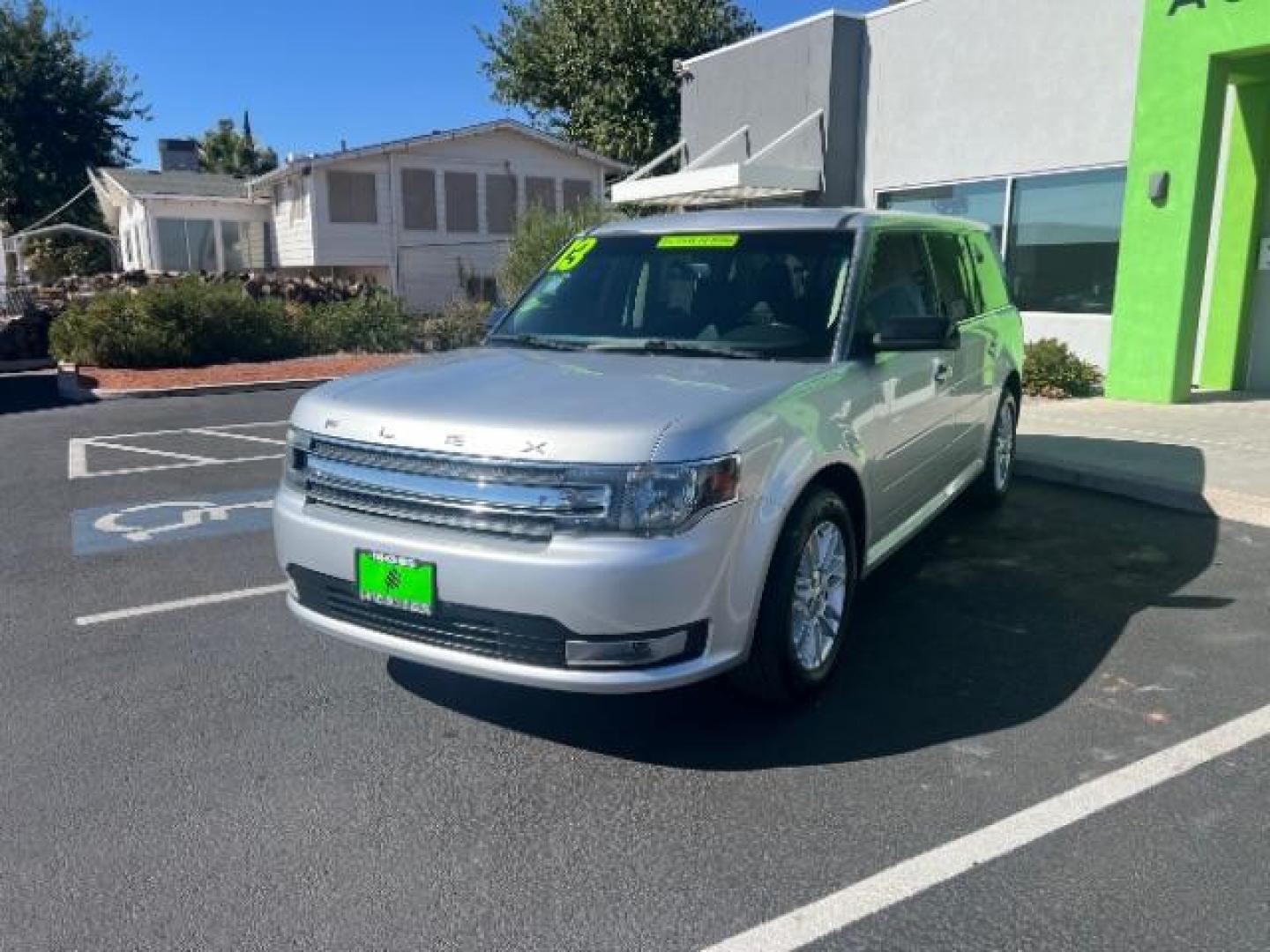 2013 Ingot Silver Metalli /Charcoal Black Leath Ford Flex SEL FWD (2FMGK5C83DB) with an 3.5L V6 DOHC 24V engine, 6-Speed Automatic Ov transmission, located at 1865 East Red Hills Pkwy, St. George, 84770, (435) 628-0023, 37.120850, -113.543640 - We specialize in helping ALL people get the best financing available. No matter your credit score, good, bad or none we can get you an amazing rate. Had a bankruptcy, divorce, or repossessions? We give you the green light to get your credit back on the road. Low down and affordable payments that fit - Photo#2