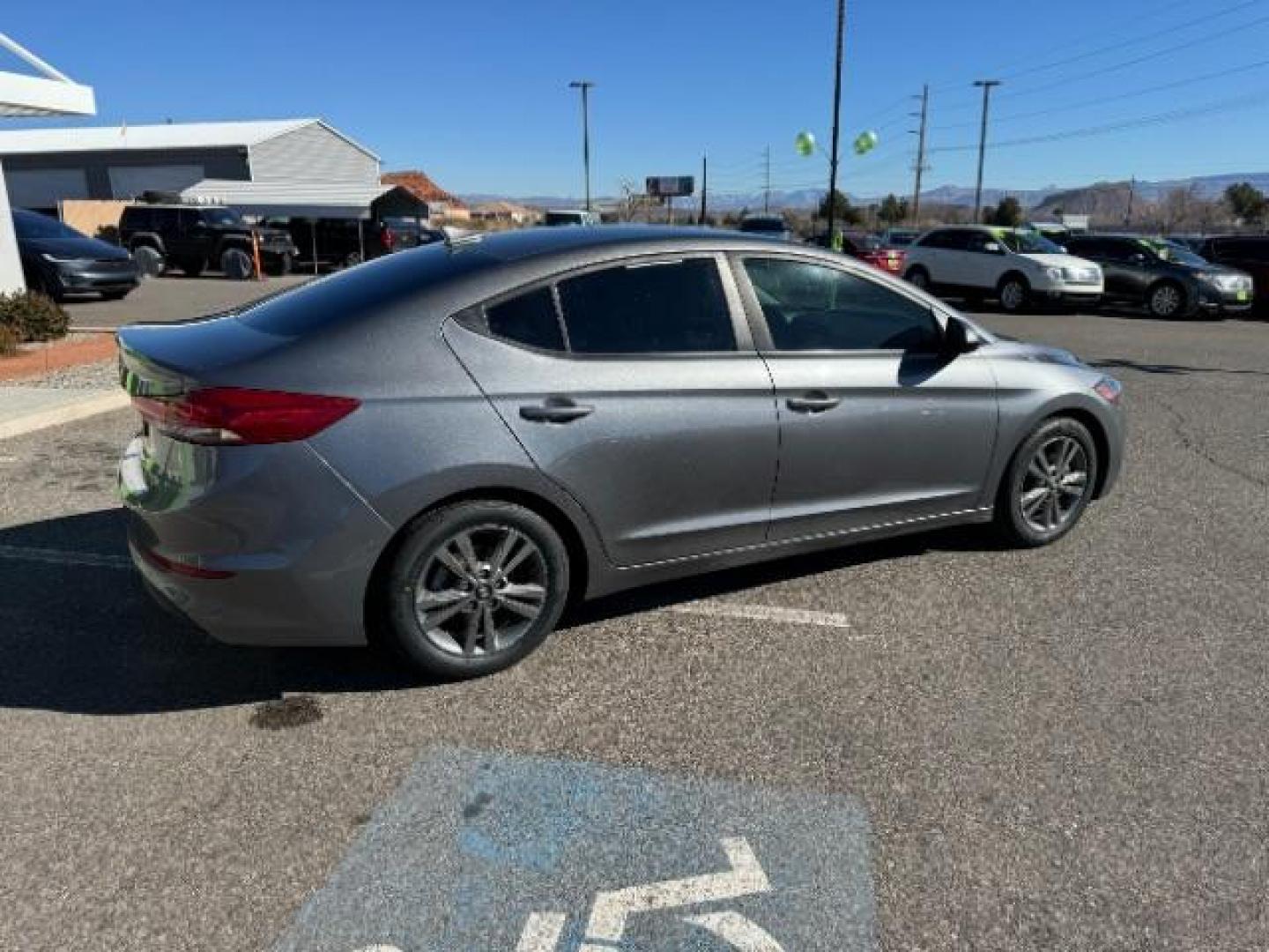 2018 Galactic Gray /Gray, leather Hyundai Elantra Limited (5NPD84LF5JH) with an 1.8L L4 DOHC 16V engine, 6-Speed Automatic transmission, located at 1865 East Red Hills Pkwy, St. George, 84770, (435) 628-0023, 37.120850, -113.543640 - Photo#10