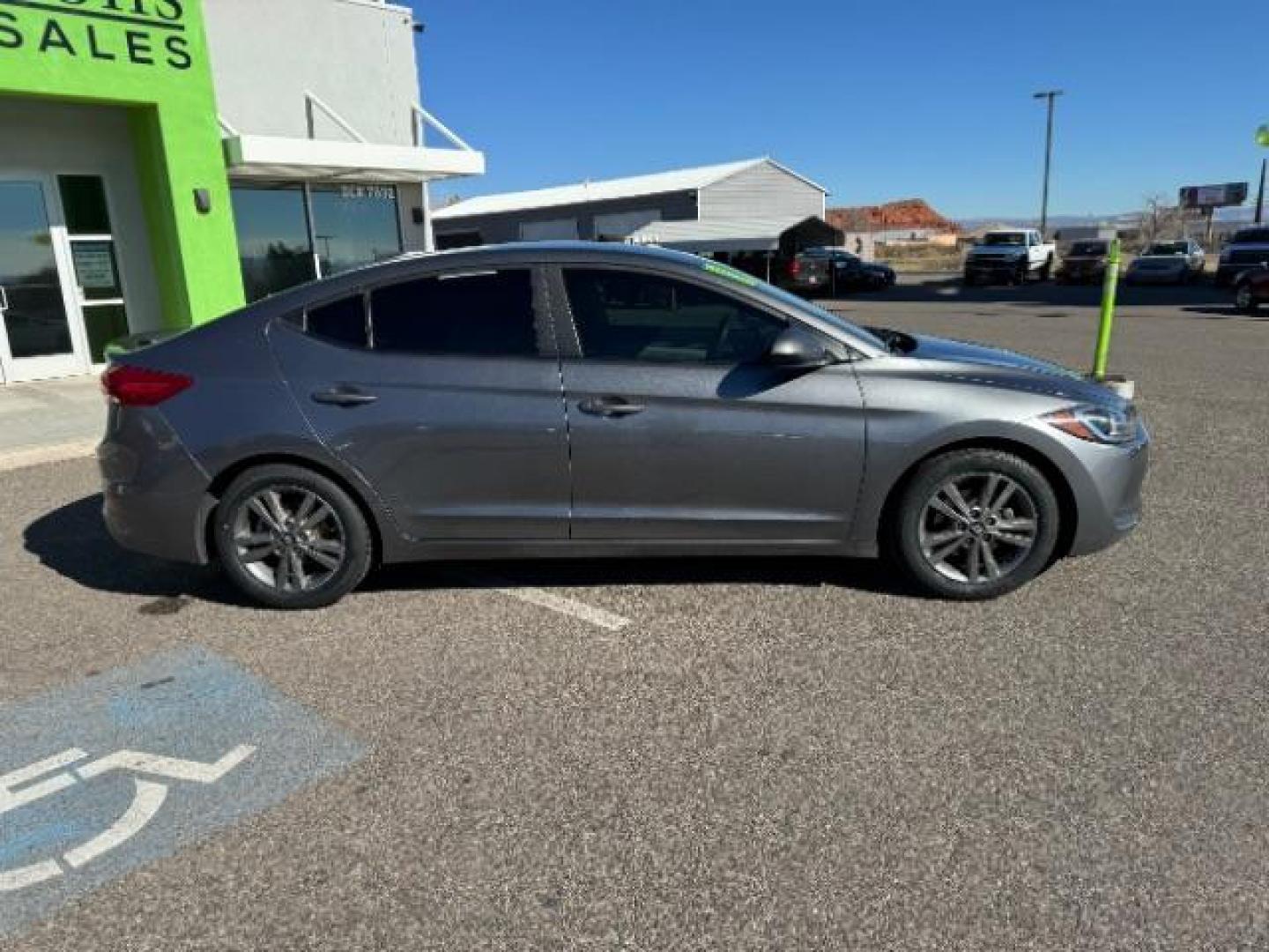 2018 Galactic Gray /Gray, leather Hyundai Elantra Limited (5NPD84LF5JH) with an 1.8L L4 DOHC 16V engine, 6-Speed Automatic transmission, located at 1865 East Red Hills Pkwy, St. George, 84770, (435) 628-0023, 37.120850, -113.543640 - Photo#11