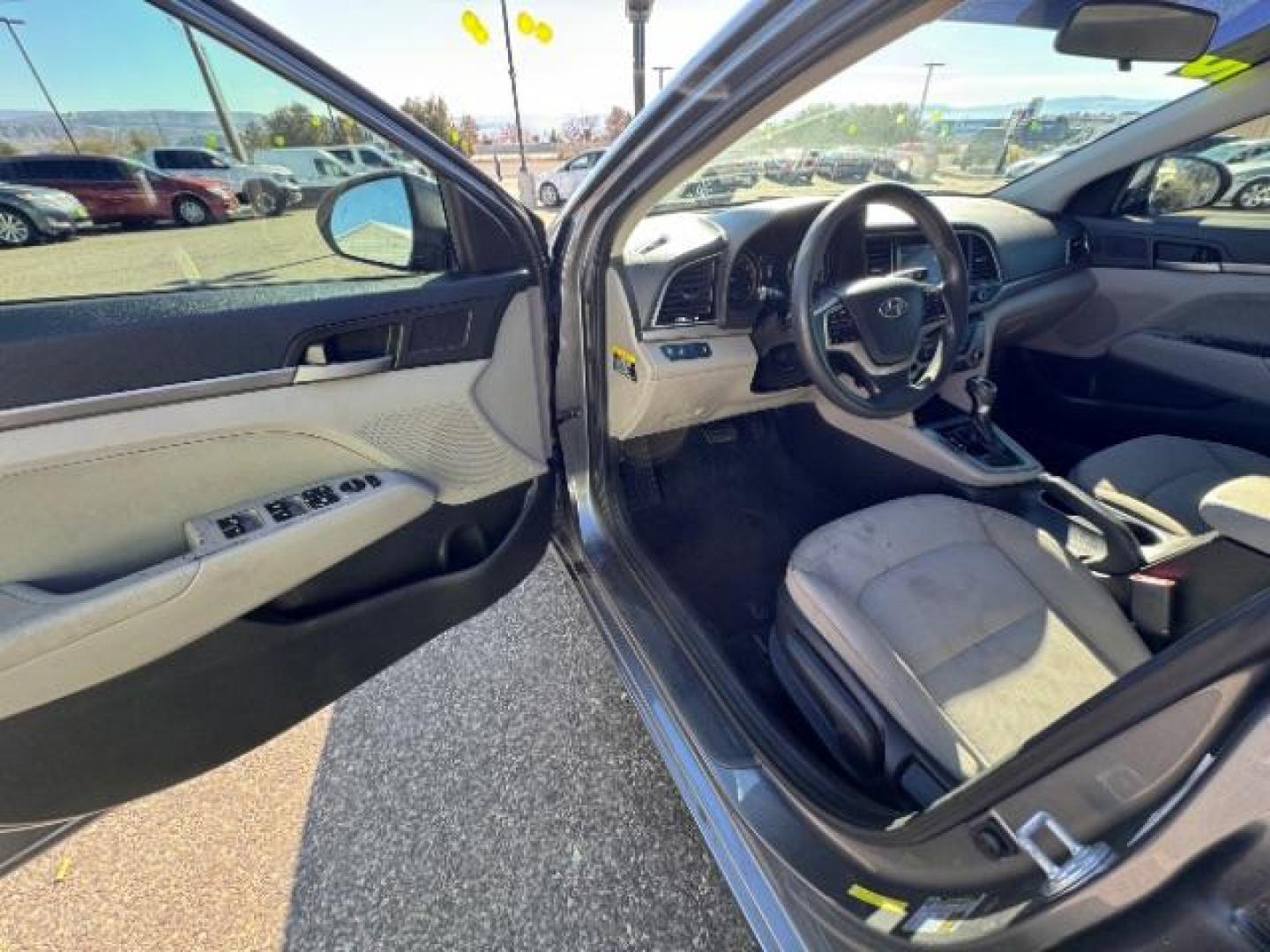 2018 Galactic Gray /Gray, leather Hyundai Elantra Limited (5NPD84LF5JH) with an 1.8L L4 DOHC 16V engine, 6-Speed Automatic transmission, located at 1865 East Red Hills Pkwy, St. George, 84770, (435) 628-0023, 37.120850, -113.543640 - Photo#16