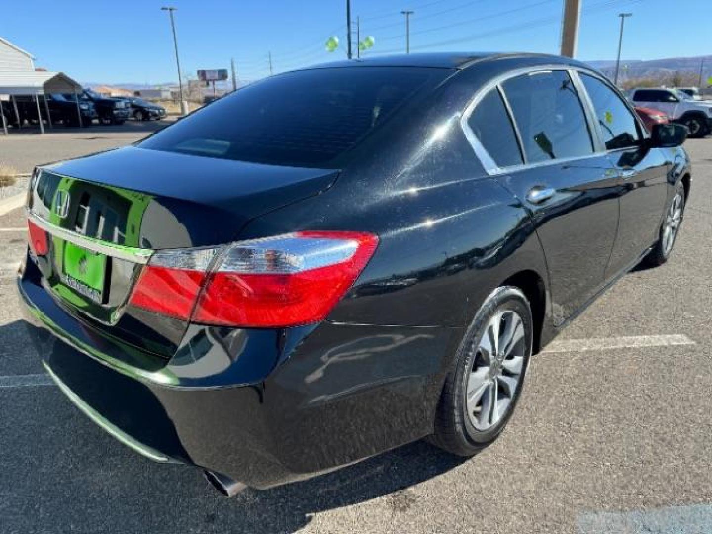 2013 Crystal Black Pearl /Black Cloth Interior Honda Accord LX Sedan CVT (1HGCR2F33DA) with an 2.4L L4 DOHC 16V engine, Continuously Variable Transmission transmission, located at 940 North Main Street, Cedar City, UT, 84720, (435) 628-0023, 37.692936, -113.061897 - Photo#9