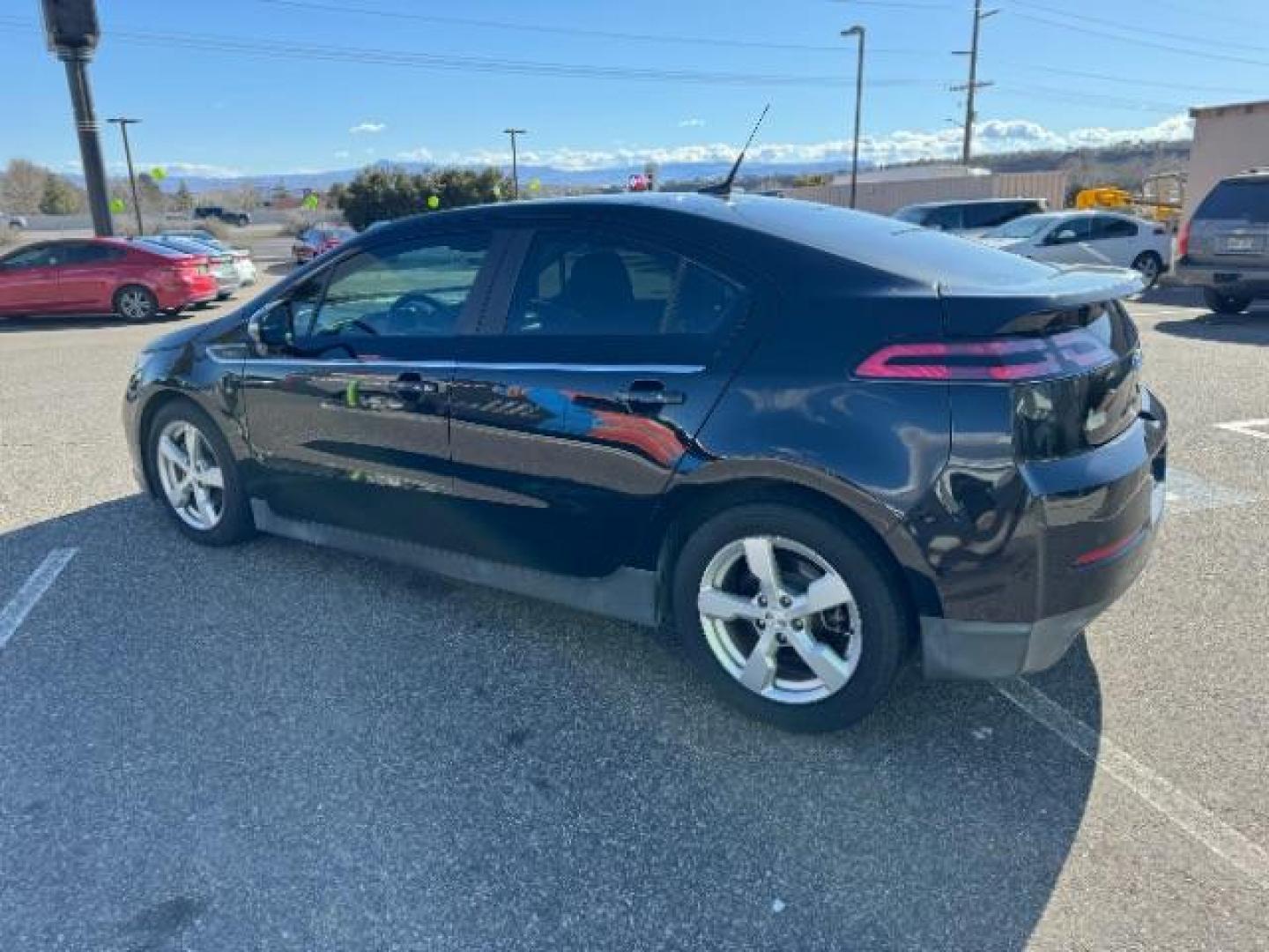 2013 Black /Black Leather interior Chevrolet Volt Premium w/ LEP (1G1RF6E46DU) with an ELECTRIC engine, Continuously Variable Transmission transmission, located at 1865 East Red Hills Pkwy, St. George, 84770, (435) 628-0023, 37.120850, -113.543640 - Photo#7