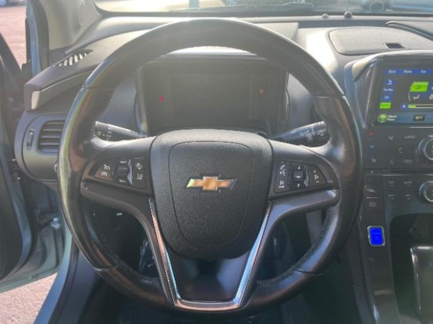 2015 Light Blue /Black Leather Interior Chevrolet Volt Premium w/ Navigatio (1G1RD6E44FU) with an 1.4L L4 DOHC 16V PLU engine, Continuously Variabl transmission, located at 940 North Main Street, Cedar City, UT, 84720, (435) 628-0023, 37.692936, -113.061897 - Photo#13