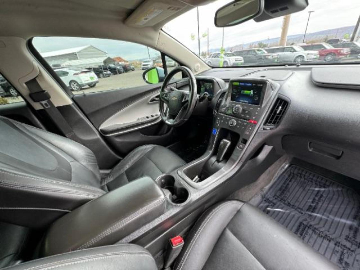 2015 Silver Topaz Metallic Chevrolet Volt Premium w/ Navigation (1G1RD6E44FU) with an 1.4L L4 DOHC 16V PLUG-IN HYBRID engine, Continuously Variable Transmission transmission, located at 940 North Main Street, Cedar City, UT, 84720, (435) 628-0023, 37.692936, -113.061897 - ***This vehicle qualifies for the EV/Hybrid tax rebate of up to $4,000*** We are setup with the IRS to recieve direct payments within 72 hours. We file the rebate online with IRS and can credit it to your down payment, reduce the sales price OR give you cashback!! These cars will not last and can o - Photo#37