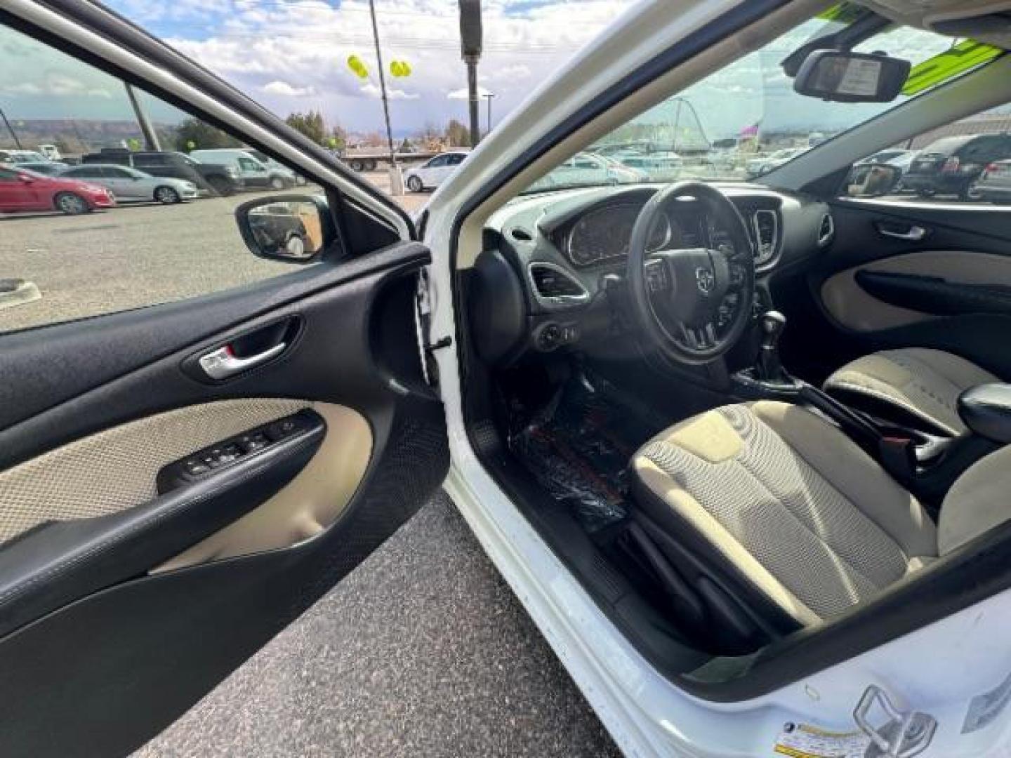 2016 White /Black, premium cloth Dodge Dart SXT (1C3CDFBB9GD) with an 2.4L L4 DOHC 16V engine, 6-Speed Automatic transmission, located at 940 North Main Street, Cedar City, UT, 84720, (435) 628-0023, 37.692936, -113.061897 - Photo#16