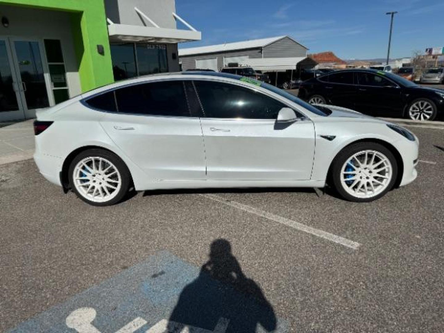 2020 Pearl White Multi-Coat /All Black, leatherette Tesla Model 3 Standard Range Plus (5YJ3E1EA3LF) with an ELECTRIC engine, 1-Speed Automatic transmission, located at 1865 East Red Hills Pkwy, St. George, 84770, (435) 628-0023, 37.120850, -113.543640 - SOLD - ***This Tesla qualifies for $4000 IRS EV tax rebate*** We are setup with IRS to recieve funds within 72 hours. Use the rebate as your down payment or cash in hand. Aftermarket wheels, carbonfiber accents, YOKE steering wheel. This is a beautiful car! We specialize in helping ALL people get - Photo#12