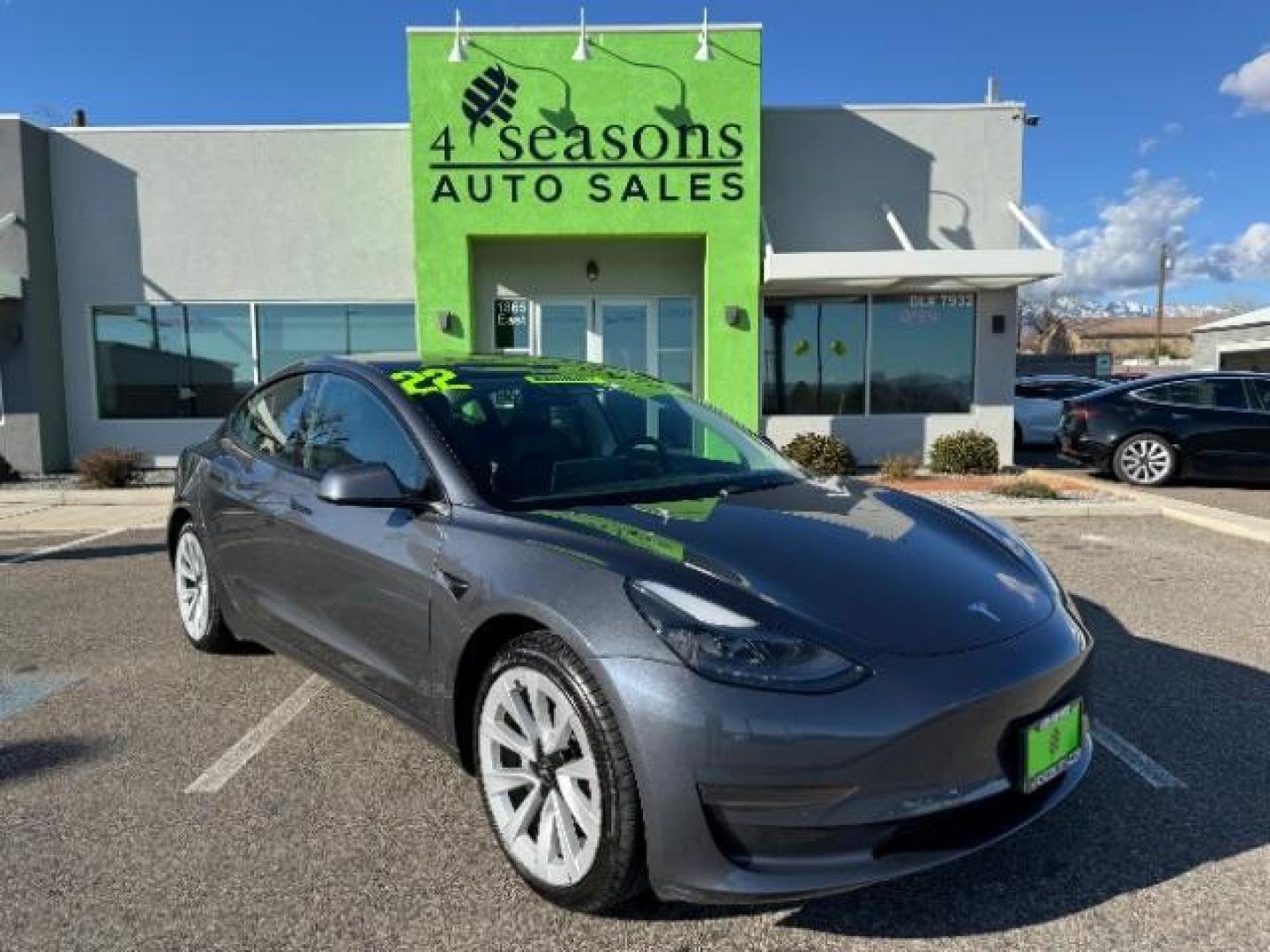 2022 Midnight Silver Metallic /All Black Tesla Model 3 Standard Range Plus (5YJ3E1EA3NF) with an ELECTRIC engine, 1-Speed Automatic transmission, located at 1865 East Red Hills Pkwy, St. George, 84770, (435) 628-0023, 37.120850, -113.543640 - Photo#0