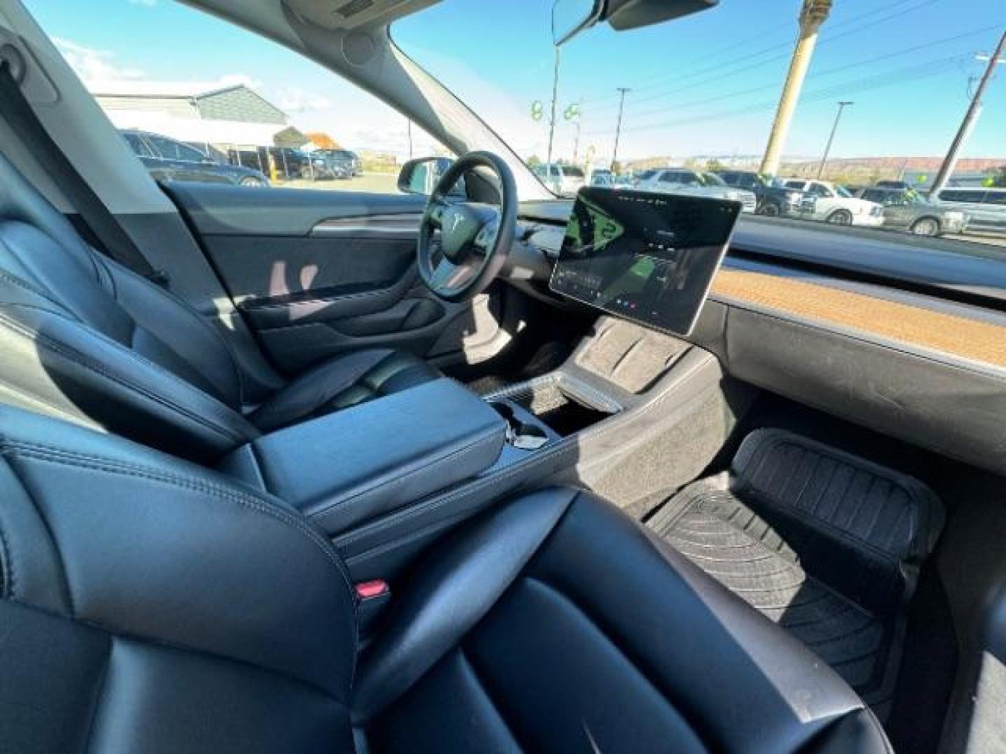 2022 Midnight Silver Metallic /All Black Tesla Model 3 Standard Range Plus (5YJ3E1EA3NF) with an ELECTRIC engine, 1-Speed Automatic transmission, located at 1865 East Red Hills Pkwy, St. George, 84770, (435) 628-0023, 37.120850, -113.543640 - Very clean model 3 with LFP battery. (Lithium Ion is the new Tesla battery technology that is meant to be fully charged daily) Currently gets 260 miles on full charge. The battery and drive motor still have 100k mile factory warranty. Extended battery warranty available. ****THIS CAR QUALIFIES FOR - Photo#33