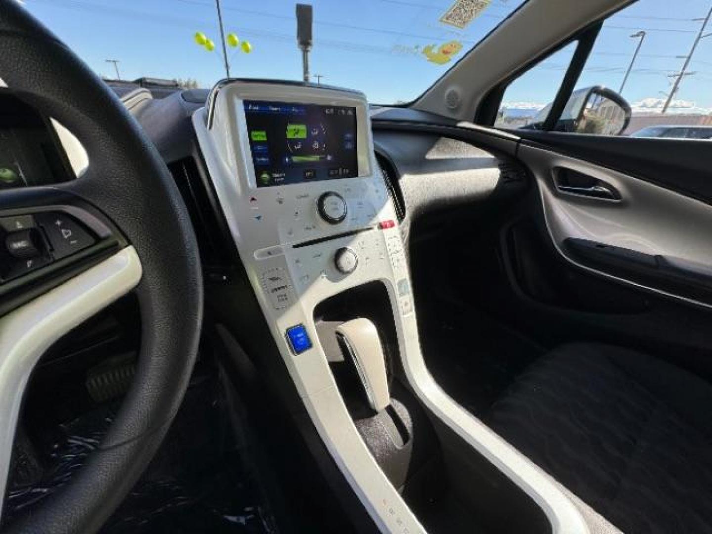 2013 Silver /Black Interior Chevrolet Volt Standard w/ LEP (1G1RE6E43DU) with an 1.4L L4 DOHC 16V PLUG-IN HYBRID engine, Continuously Variable Transmission transmission, located at 1865 East Red Hills Pkwy, St. George, 84770, (435) 628-0023, 37.120850, -113.543640 - Photo#19