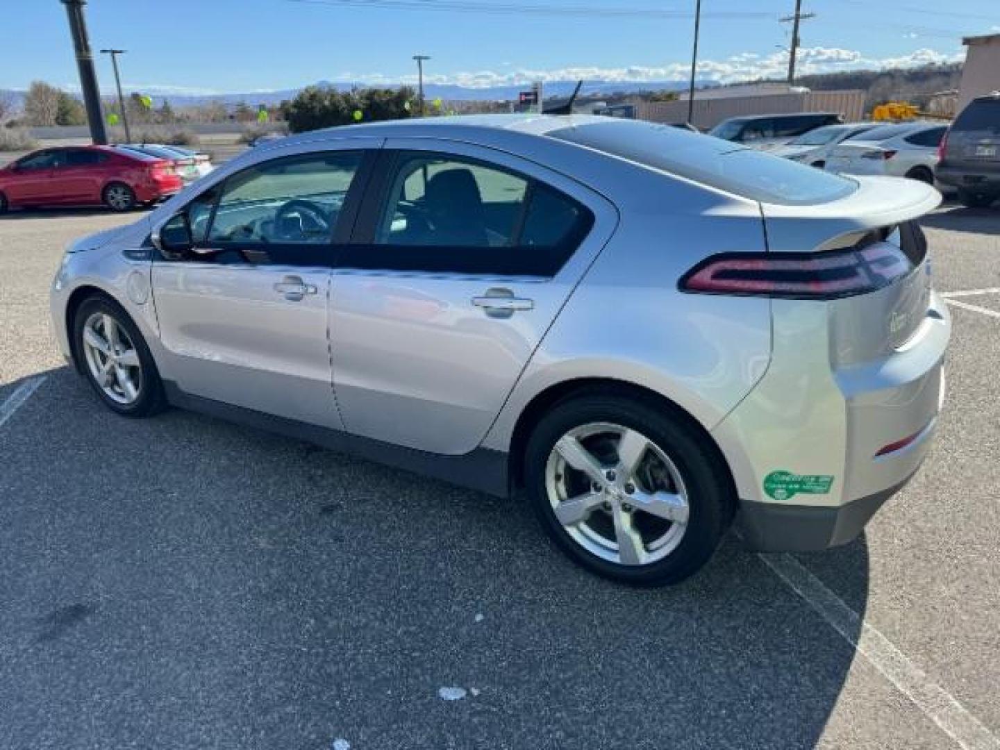 2013 Silver /Black Interior Chevrolet Volt Standard w/ LEP (1G1RE6E43DU) with an 1.4L L4 DOHC 16V PLUG-IN HYBRID engine, Continuously Variable Transmission transmission, located at 1865 East Red Hills Pkwy, St. George, 84770, (435) 628-0023, 37.120850, -113.543640 - Photo#7