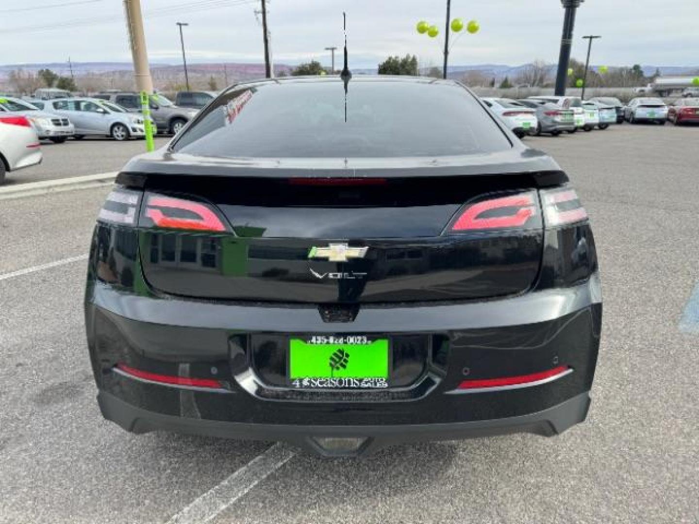 2013 Black /Black Interior Chevrolet Volt Premium w/ LEP (1G1RF6E47DU) with an 1.4L L4 DOHC 16V PLUG-IN HYBRID engine, Continuously Variable Transmission transmission, located at 940 North Main Street, Cedar City, UT, 84720, (435) 628-0023, 37.692936, -113.061897 - Photo#9