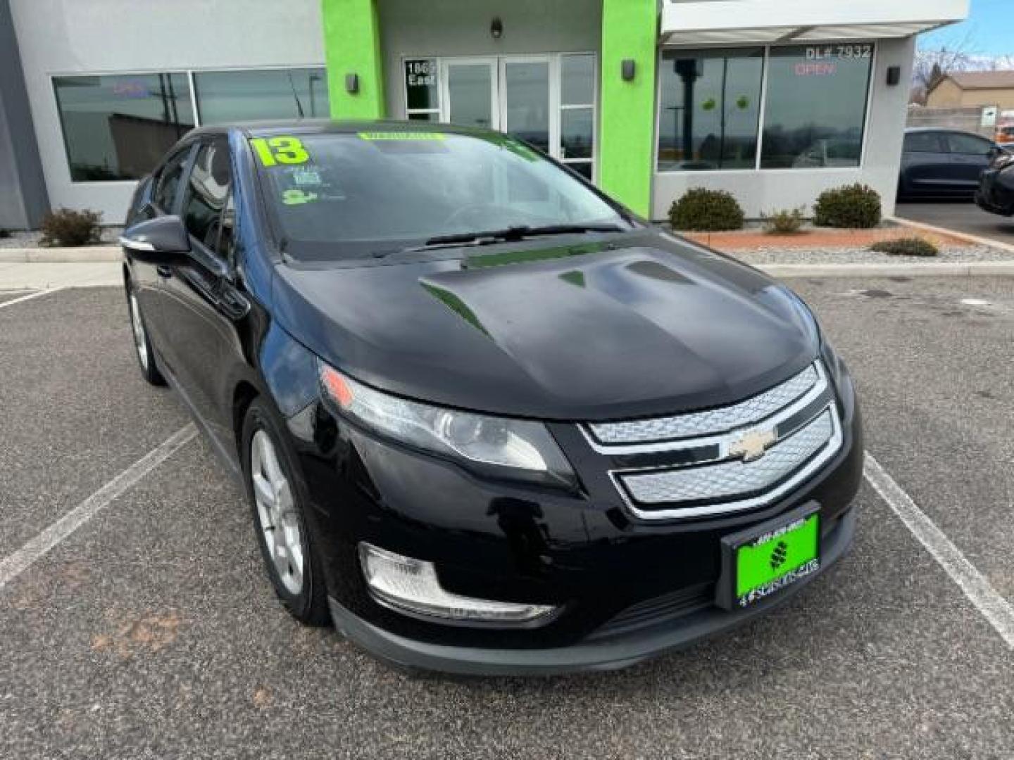 2013 Black /Black Interior Chevrolet Volt Premium w/ LEP (1G1RF6E47DU) with an 1.4L L4 DOHC 16V PLUG-IN HYBRID engine, Continuously Variable Transmission transmission, located at 940 North Main Street, Cedar City, UT, 84720, (435) 628-0023, 37.692936, -113.061897 - Photo#2