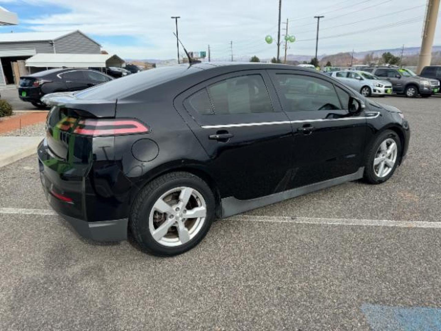 2013 Black /Black Interior Chevrolet Volt Premium w/ LEP (1G1RF6E47DU) with an 1.4L L4 DOHC 16V PLUG-IN HYBRID engine, Continuously Variable Transmission transmission, located at 940 North Main Street, Cedar City, UT, 84720, (435) 628-0023, 37.692936, -113.061897 - Photo#11