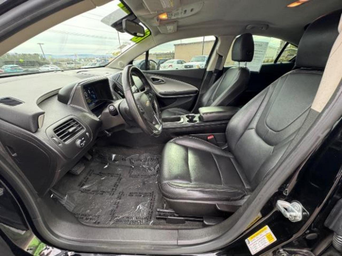 2013 Black /Black Interior Chevrolet Volt Premium w/ LEP (1G1RF6E47DU) with an 1.4L L4 DOHC 16V PLUG-IN HYBRID engine, Continuously Variable Transmission transmission, located at 940 North Main Street, Cedar City, UT, 84720, (435) 628-0023, 37.692936, -113.061897 - Photo#17