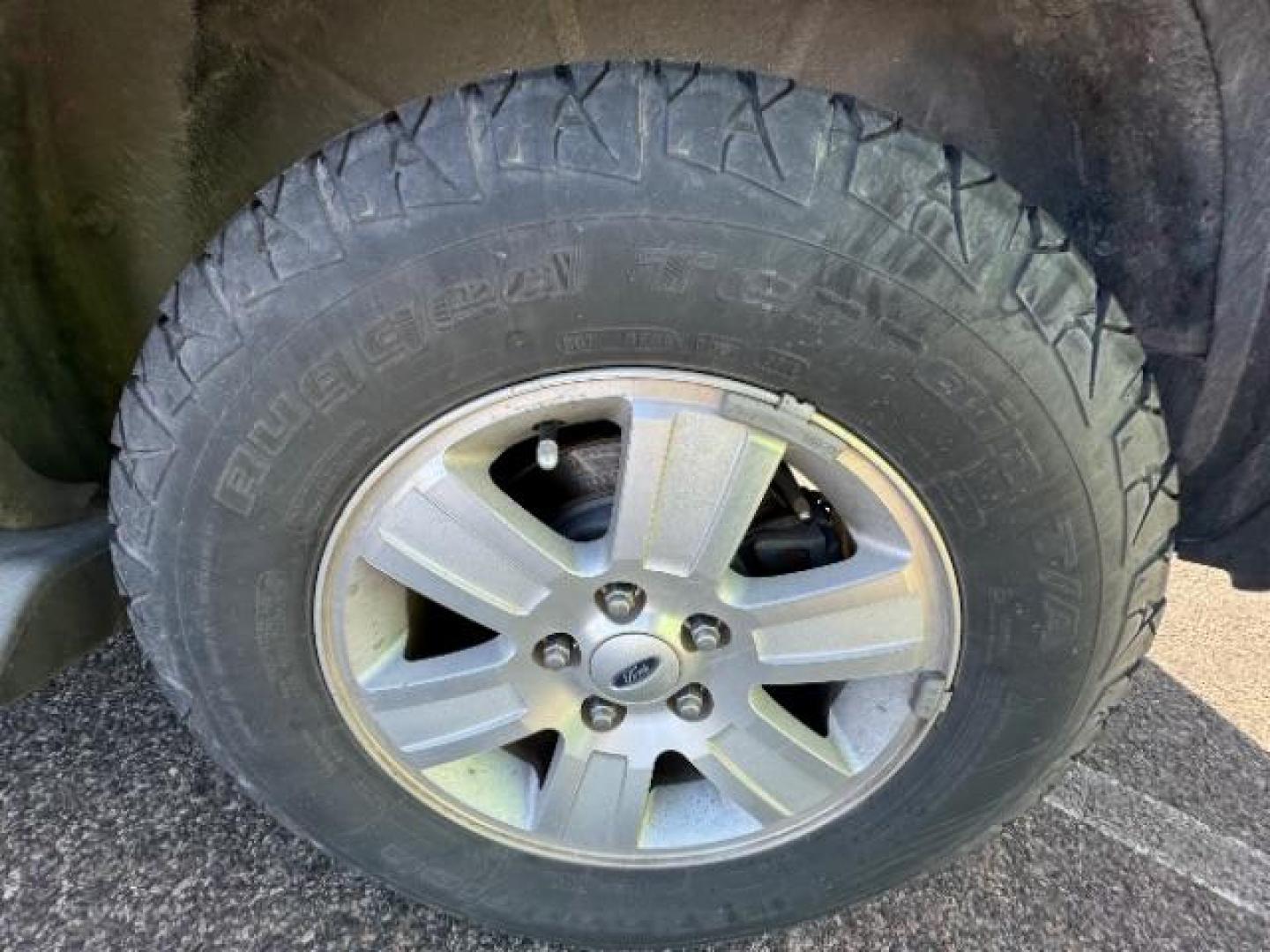 2006 Dark Stone Metallic /Camel Cloth Interior Ford Explorer XLT 4.0L 4WD (1FMEU73E26U) with an 4.0L V6 SOHC 16V engine, 5-Speed Automatic transmission, located at 940 North Main Street, Cedar City, UT, 84720, (435) 628-0023, 37.692936, -113.061897 - Photo#14