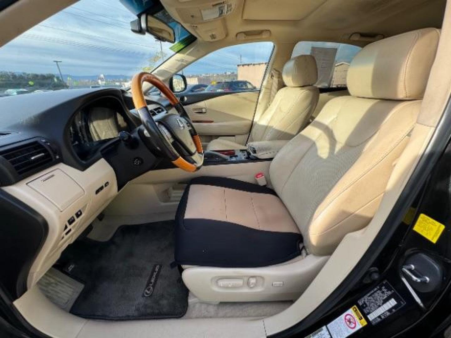 2011 Obsidian /Parchment Leather Interior Lexus RX 350 AWD (2T2BK1BA0BC) with an 3.5L V6 DOHC 24V engine, 5-Speed Automatic transmission, located at 1865 East Red Hills Pkwy, St. George, 84770, (435) 628-0023, 37.120850, -113.543640 - We specialize in helping ALL people get the best financing available. No matter your credit score, good, bad or none we can get you an amazing rate. Had a bankruptcy, divorce, or repossessions? We give you the green light to get your credit back on the road. Low down and affordable payments that fit - Photo#20