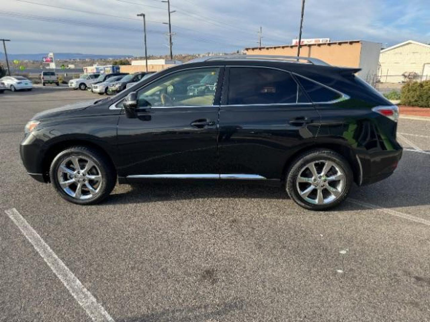 2011 Obsidian /Parchment Leather Interior Lexus RX 350 AWD (2T2BK1BA0BC) with an 3.5L V6 DOHC 24V engine, 5-Speed Automatic transmission, located at 1865 East Red Hills Pkwy, St. George, 84770, (435) 628-0023, 37.120850, -113.543640 - We specialize in helping ALL people get the best financing available. No matter your credit score, good, bad or none we can get you an amazing rate. Had a bankruptcy, divorce, or repossessions? We give you the green light to get your credit back on the road. Low down and affordable payments that fit - Photo#5