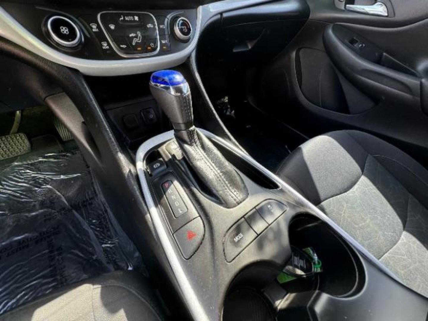 2018 Mosaic Black Metallic /Jet Black/Jet Black, cloth Chevrolet Volt LT (1G1RC6S51JU) with an 1.5L L4 DOHC 16V PLUG-IN HYBRID engine, Continuously Variable Transmission transmission, located at 940 North Main Street, Cedar City, UT, 84720, (435) 628-0023, 37.692936, -113.061897 - Photo#22