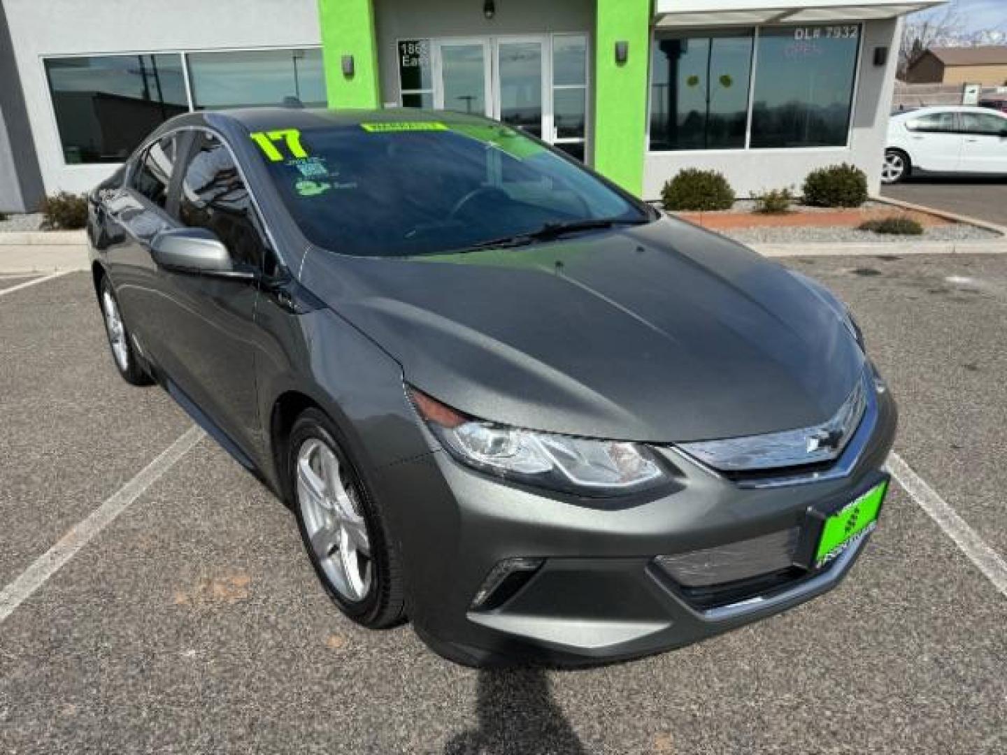 2017 Citron Green Metallic /Jet Black/Jet Black, leather Chevrolet Volt LT (1G1RC6S52HU) with an 1.5L L4 DOHC 16V PLUG-IN HYBRID engine, Continuously Variable Transmission transmission, located at 1865 East Red Hills Pkwy, St. George, 84770, (435) 628-0023, 37.120850, -113.543640 - ***This vehicle qualifies for the EV/Hybrid tax rebate of up to $4,000*** We are setup with the IRS to recieve direct payments within 72 hours. We file the rebate online with IRS and can credit it to your down payment, reduce the sales price OR give you cashback!! These cars will not last and can o - Photo#2