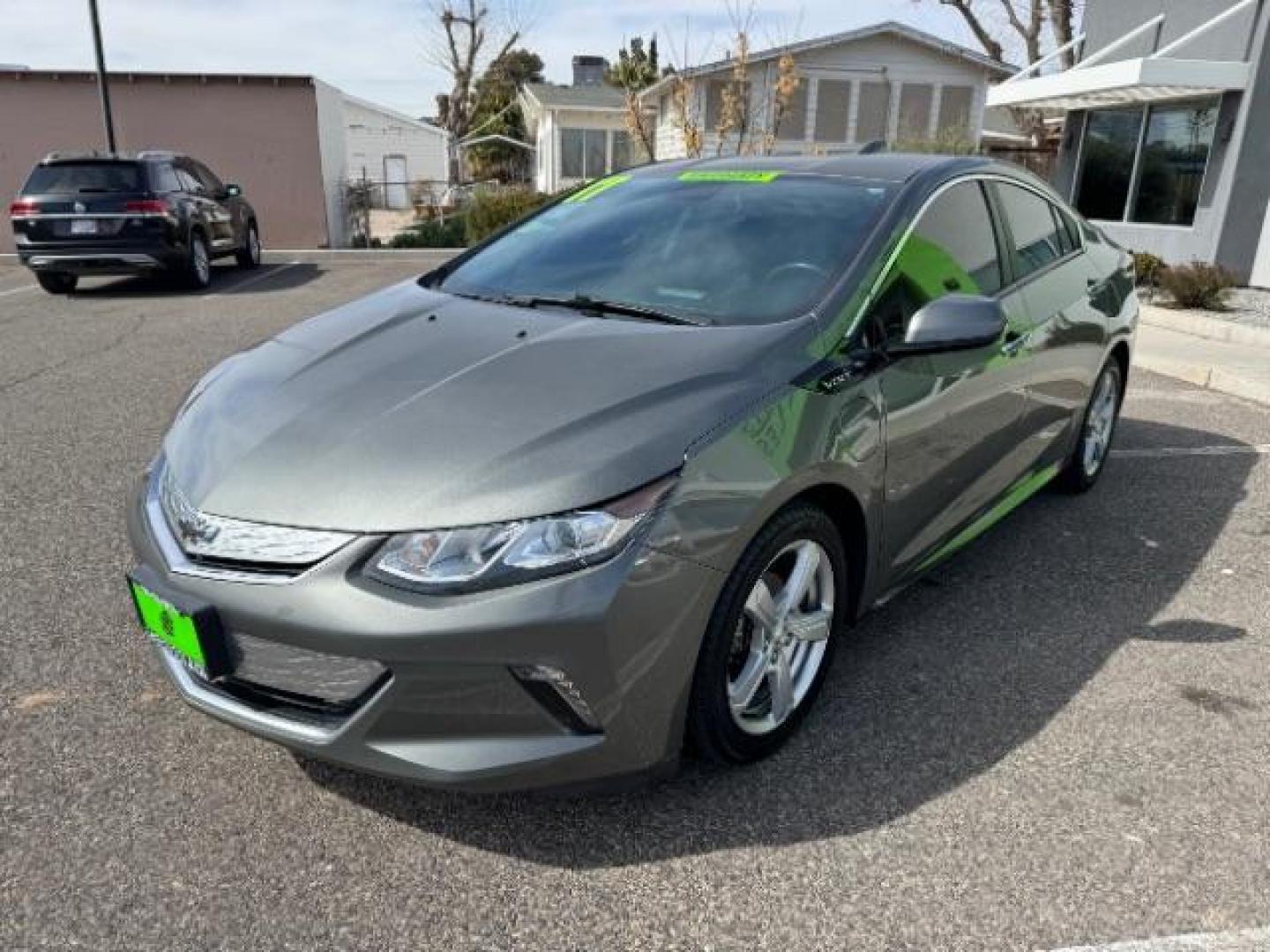 2017 Citron Green Metallic /Jet Black/Jet Black, leather Chevrolet Volt LT (1G1RC6S52HU) with an 1.5L L4 DOHC 16V PLUG-IN HYBRID engine, Continuously Variable Transmission transmission, located at 1865 East Red Hills Pkwy, St. George, 84770, (435) 628-0023, 37.120850, -113.543640 - Photo#4